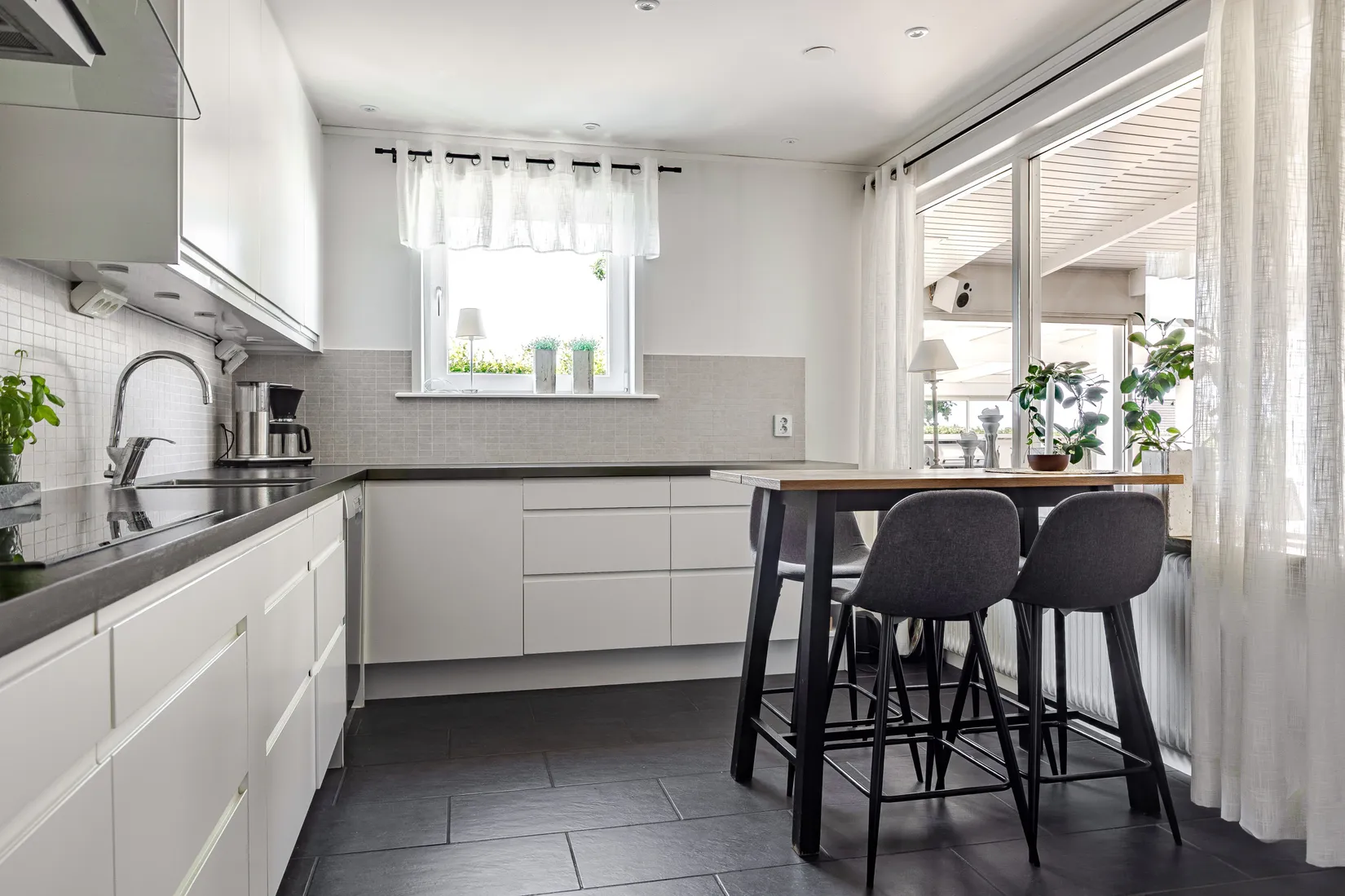 Radhus, Backsvalevägen 13, Brunnsvik, Motala