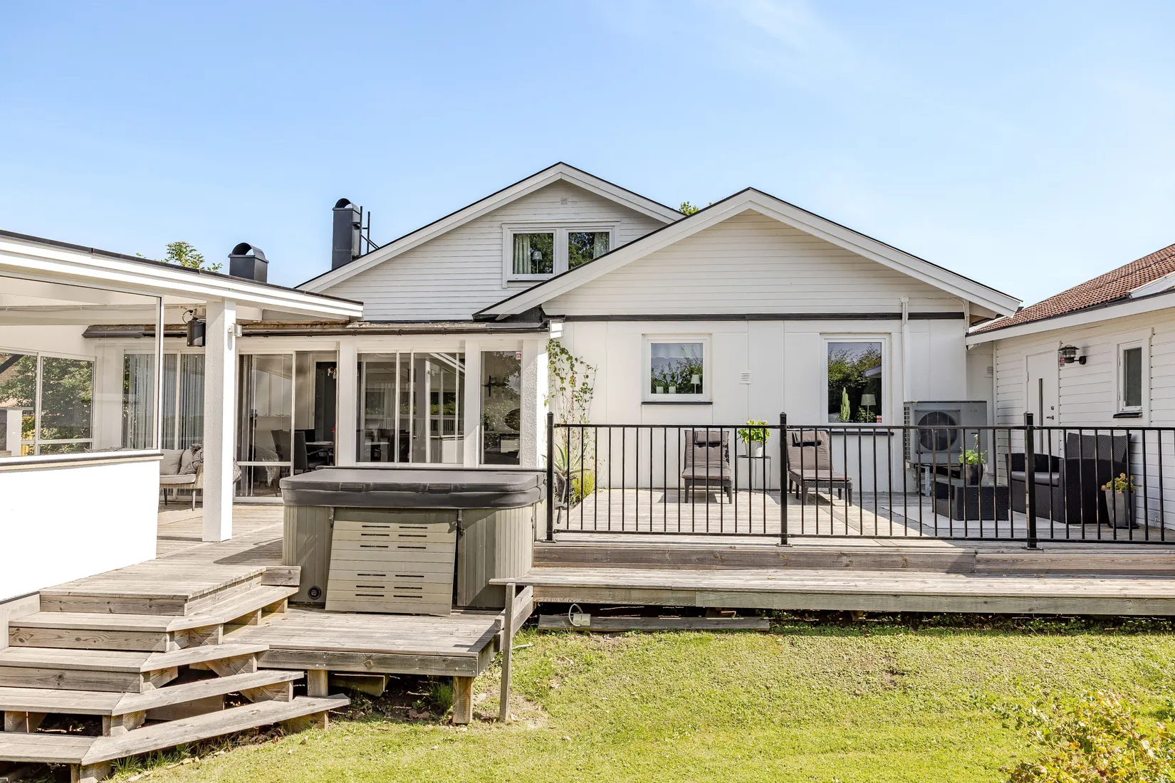 Radhus, Backsvalevägen 13, Brunnsvik, Motala