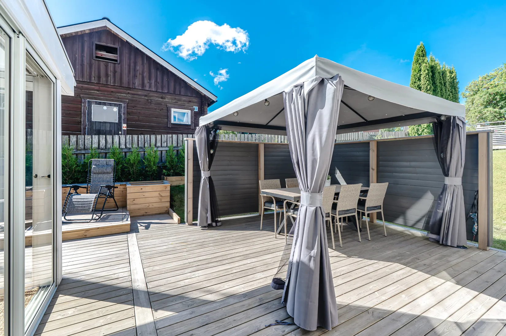 Radhus, Linnévägen 34A, Centralt, Sandviken