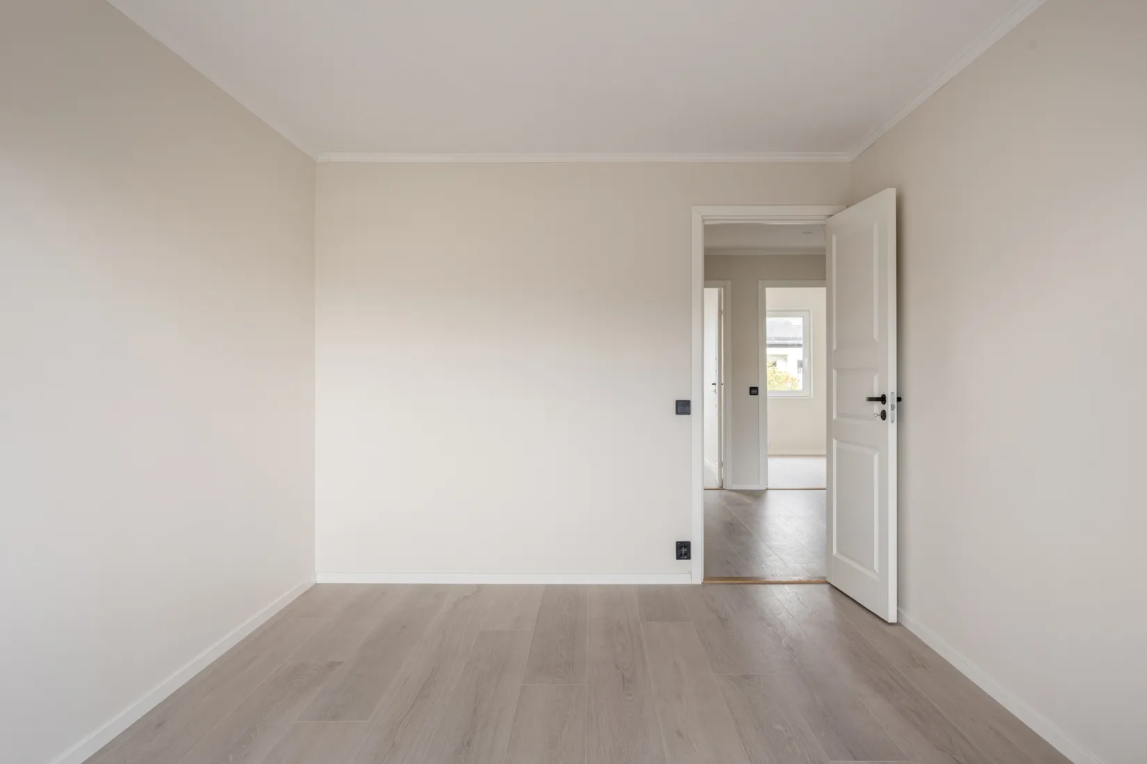 Radhus, Lomvägen 213, Kärrdal, Sollentuna