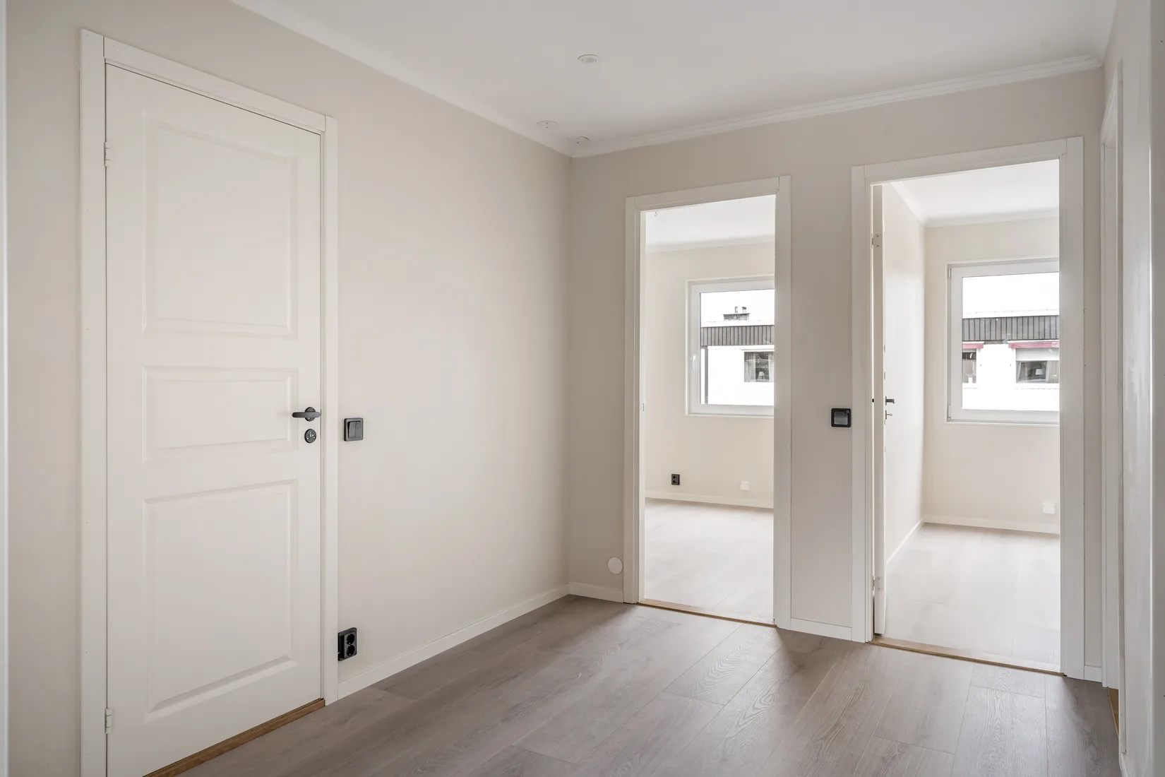 Radhus, Lomvägen 213, Kärrdal, Sollentuna
