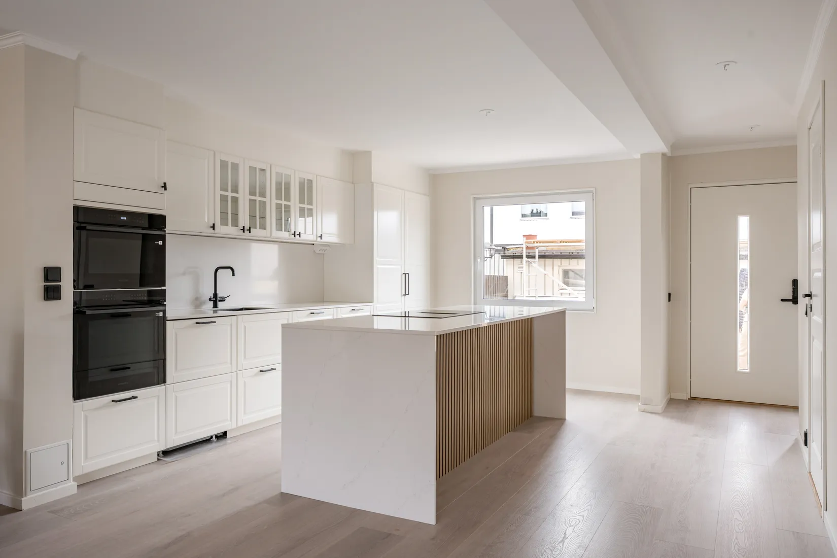 Radhus, Lomvägen 213, Kärrdal, Sollentuna