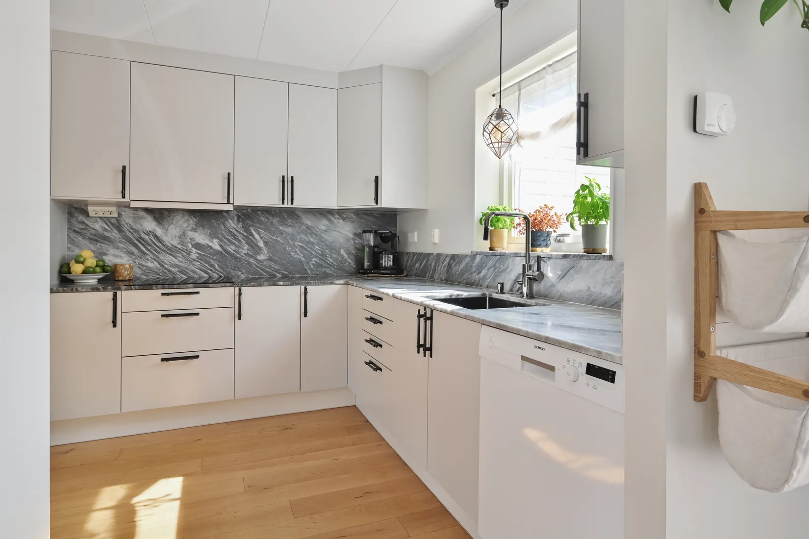 Radhus, Stenhagsvägen 48E, Båtstorp, Österåker