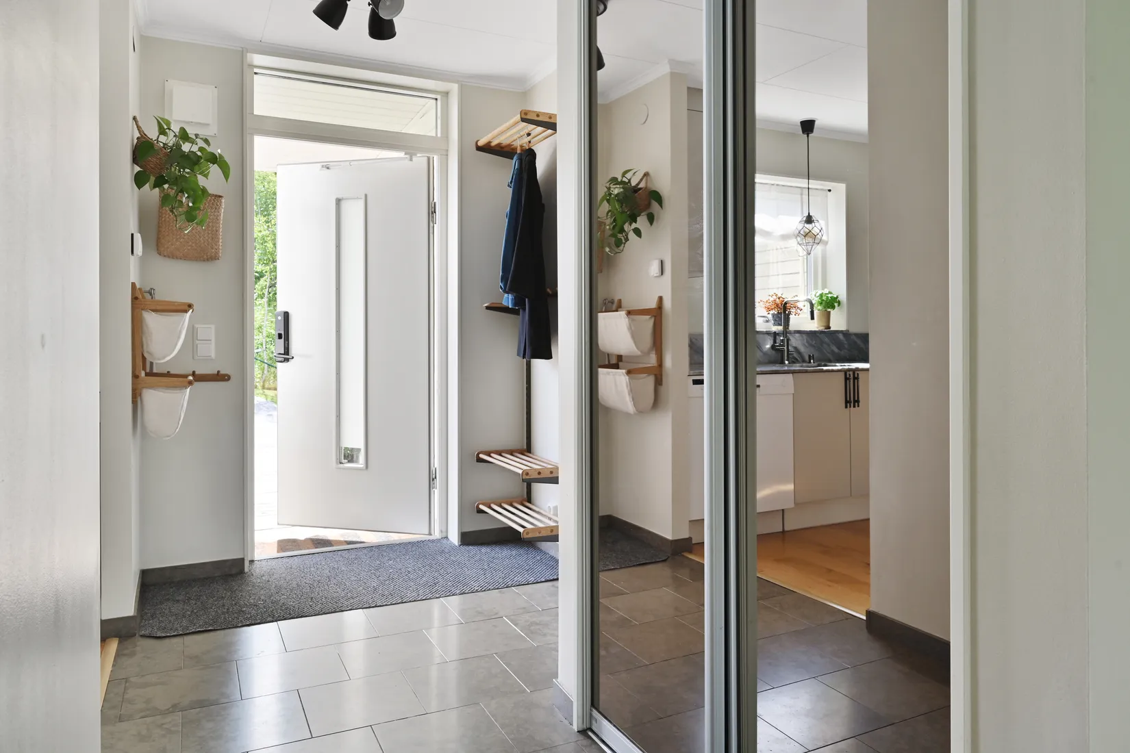 Radhus, Stenhagsvägen 48E, Båtstorp, Österåker