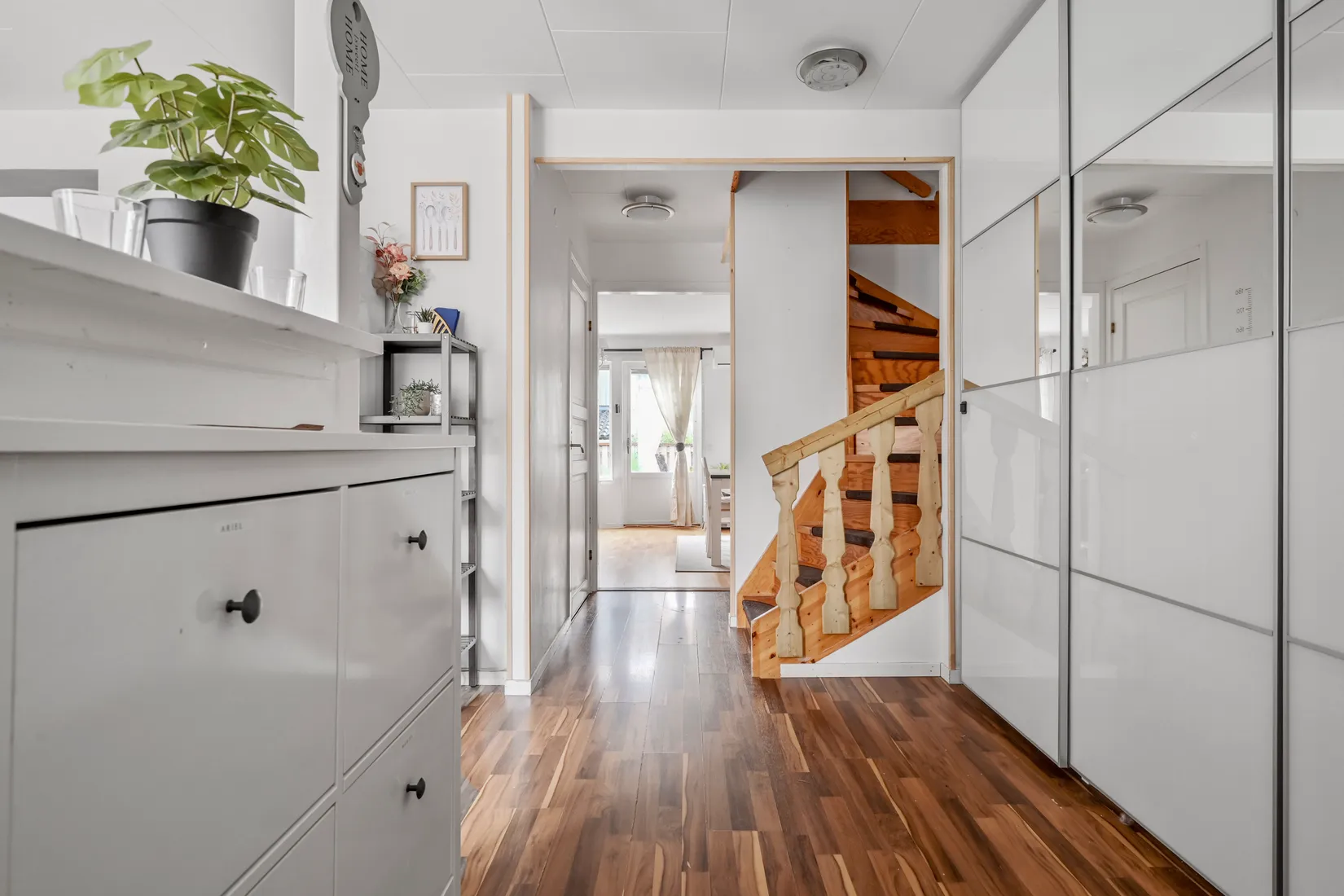 Radhus, Odenvägen 14B, Märsta Centralt, Sigtuna