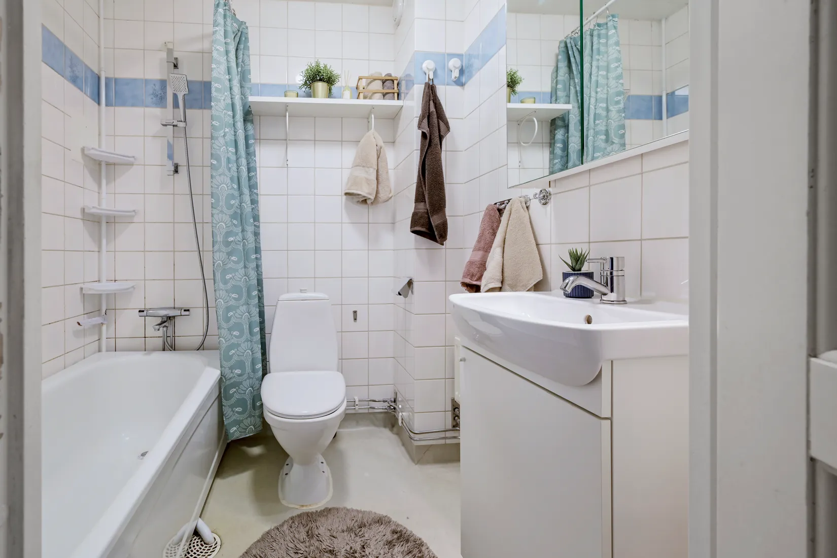 Radhus, Odenvägen 14B, Märsta Centralt, Sigtuna