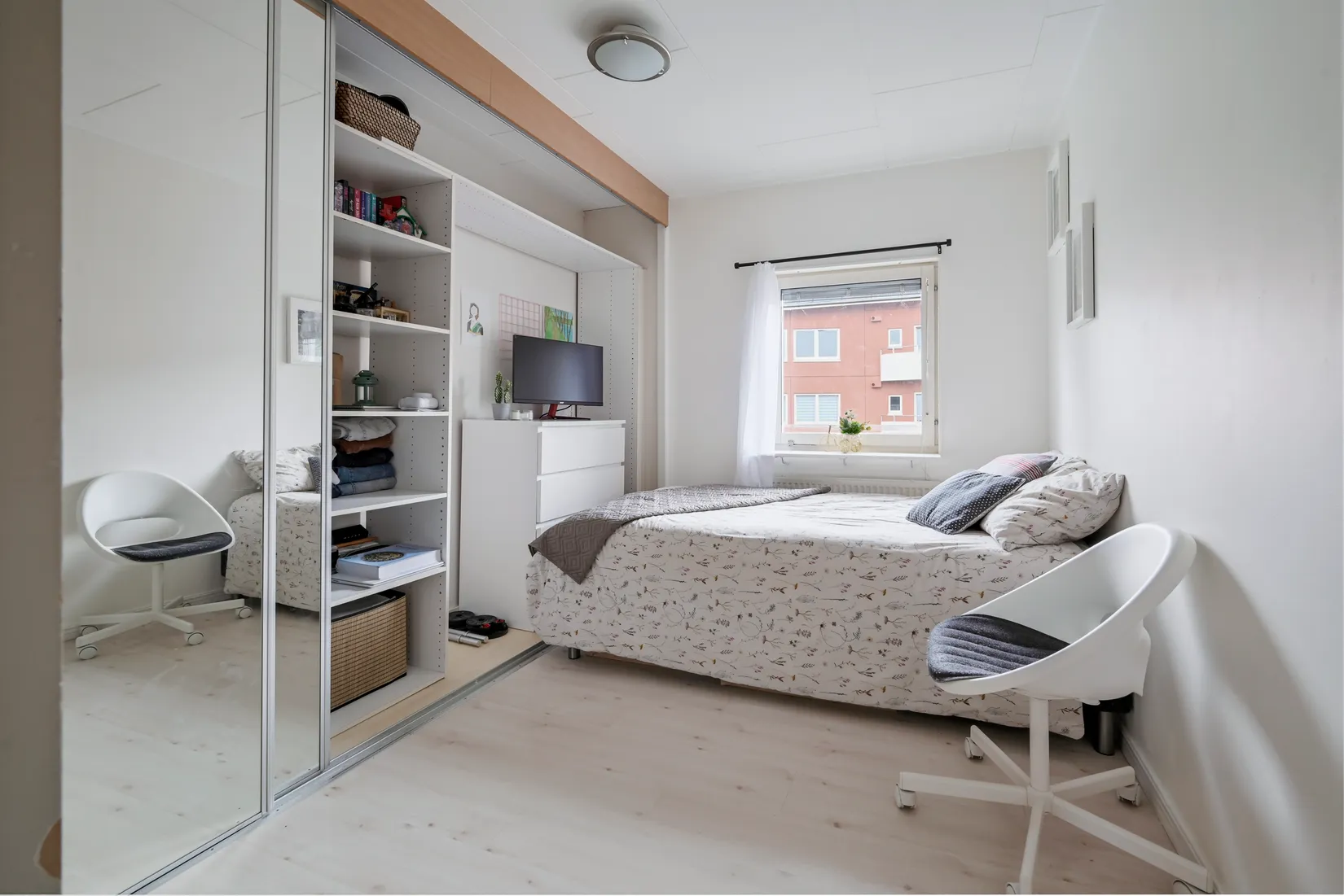 Radhus, Odenvägen 14B, Märsta Centralt, Sigtuna