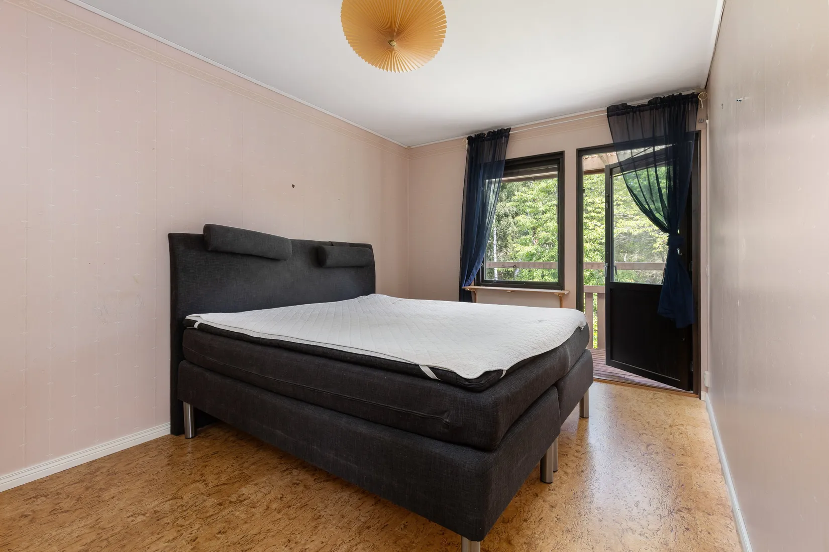 Radhus, Granebovägen 44, Svartbäcken, Haninge