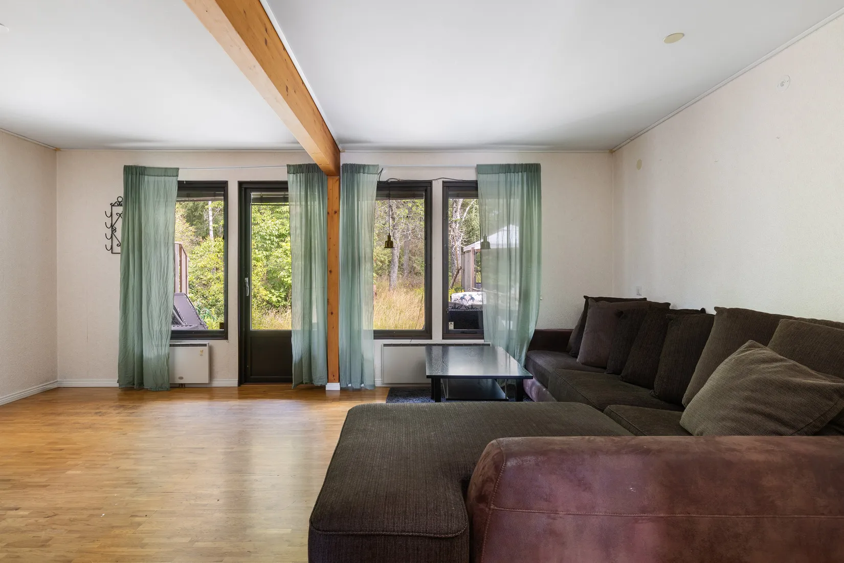 Radhus, Granebovägen 44, Svartbäcken, Haninge