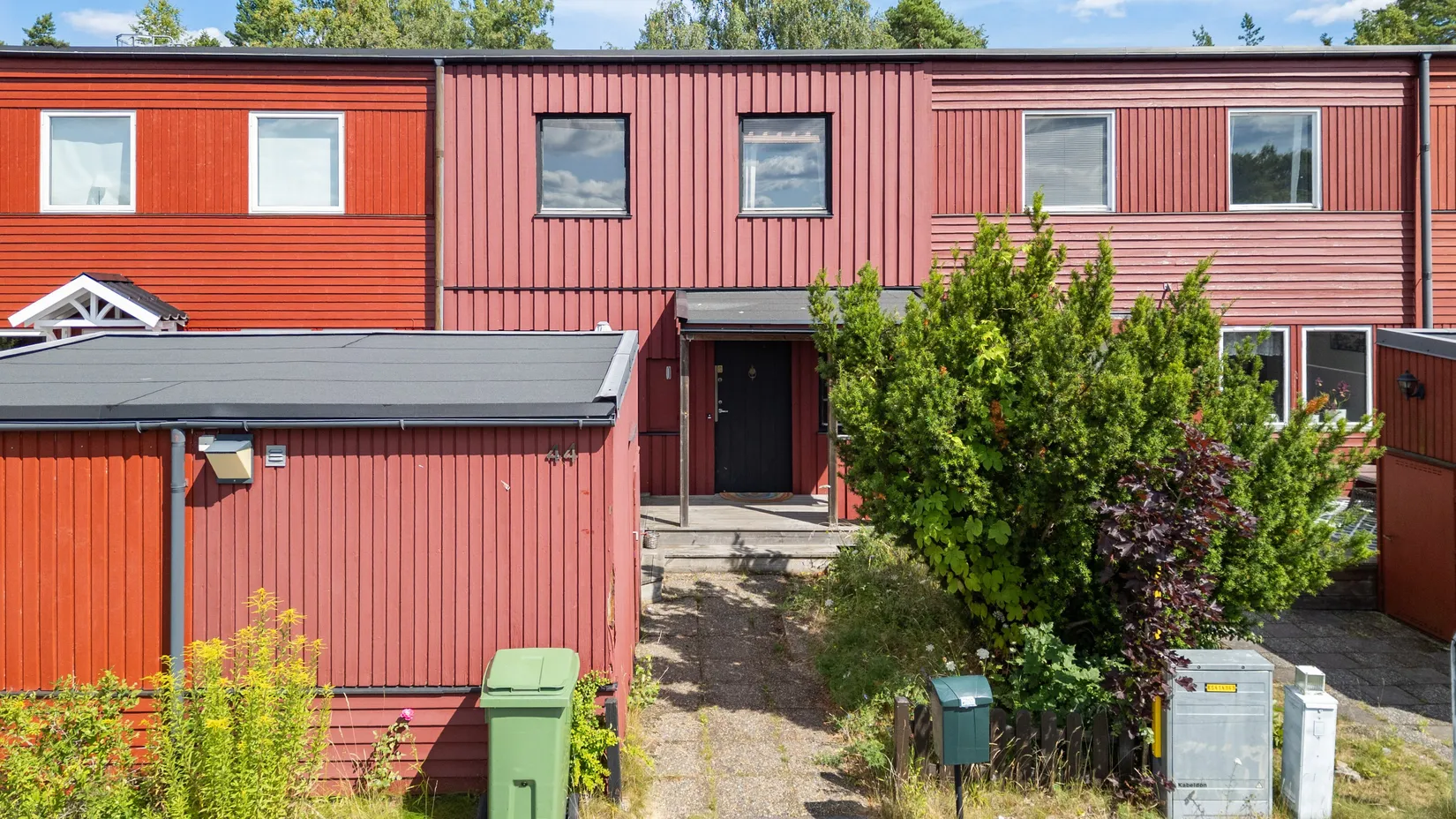 Radhus, Granebovägen 44, Svartbäcken, Haninge