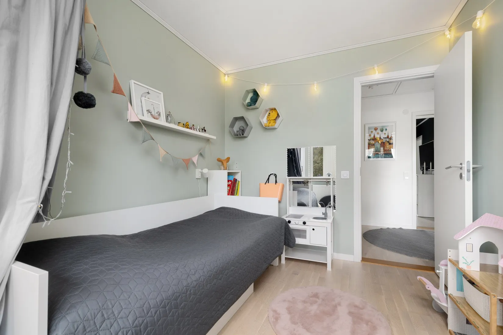 Radhus, Timvinkelvägen 39, Vega Haninge, Haninge