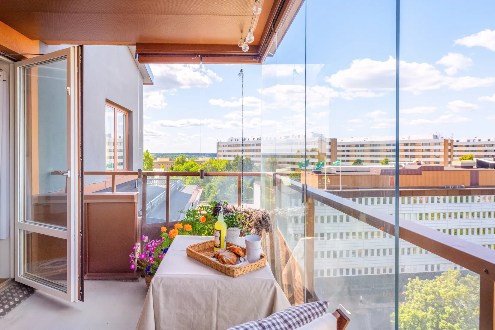 Bostadsrätt, Storgatan 72A, vån 9/9, Huvudsta, Solna