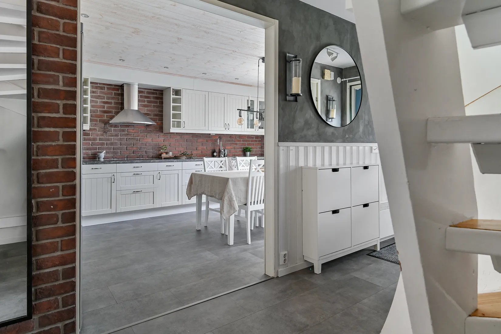 Radhus, Sommarvägen 37, Bollstanäs, Upplands Väsby