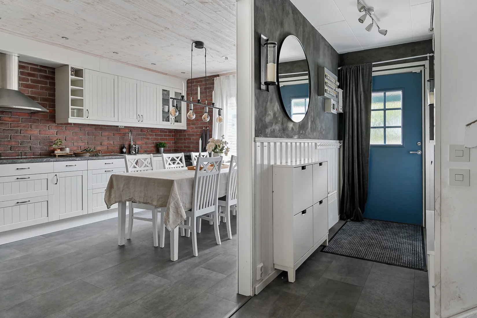 Radhus, Sommarvägen 37, Bollstanäs, Upplands Väsby