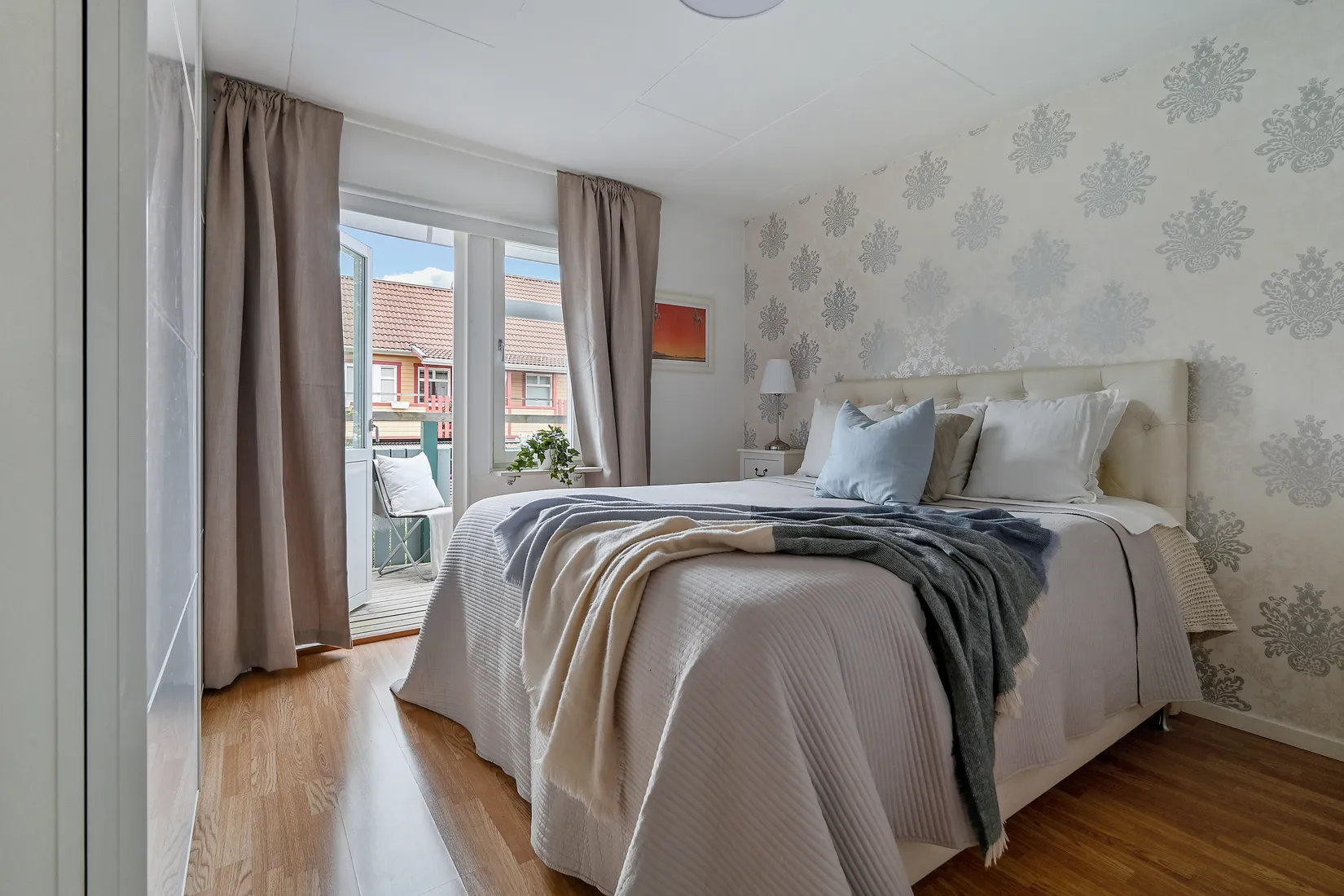 Radhus, Sommarvägen 37, Bollstanäs, Upplands Väsby