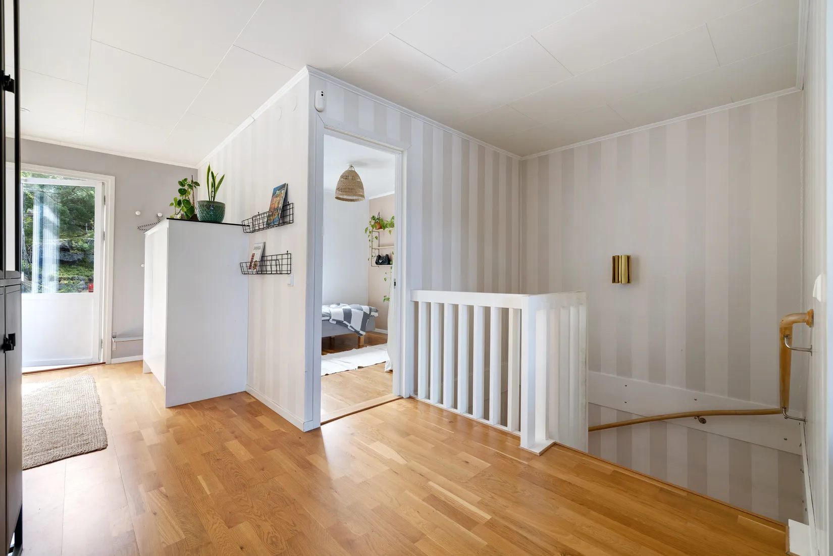 Radhus, Örnholmsbrinken 132, Johannesdal - Vårberg, Stockholm