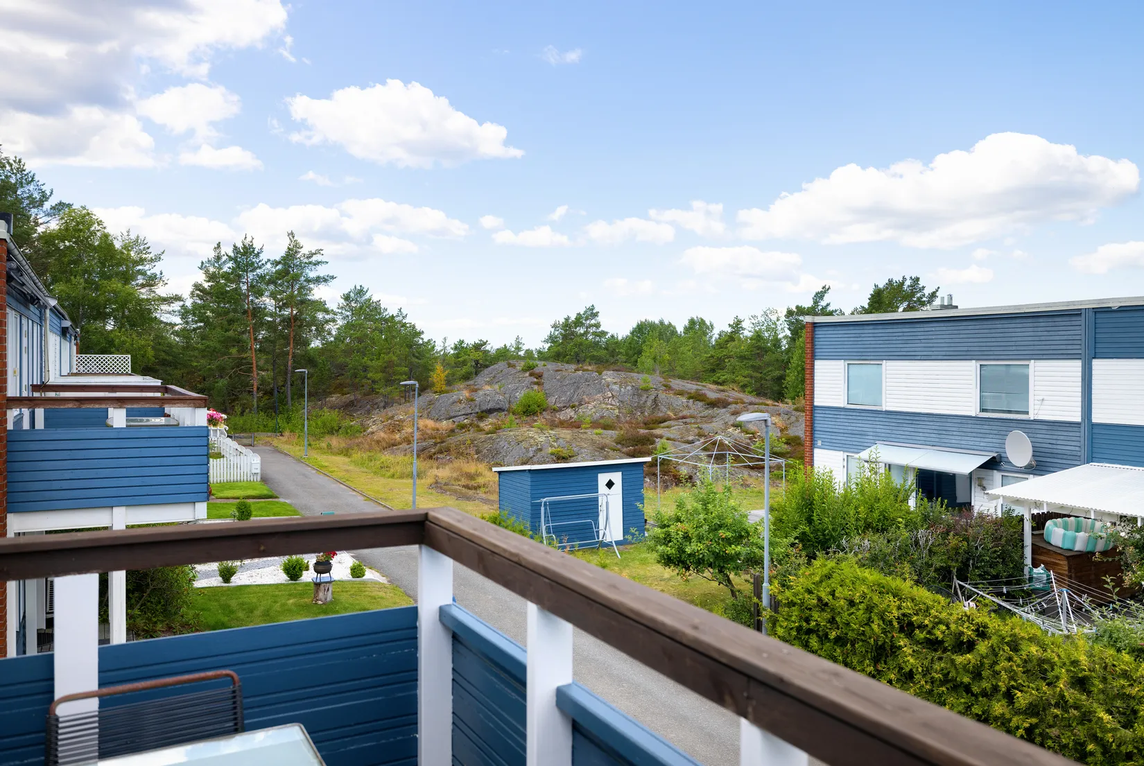 Radhus, Örnholmsbrinken 132, Johannesdal - Vårberg, Stockholm