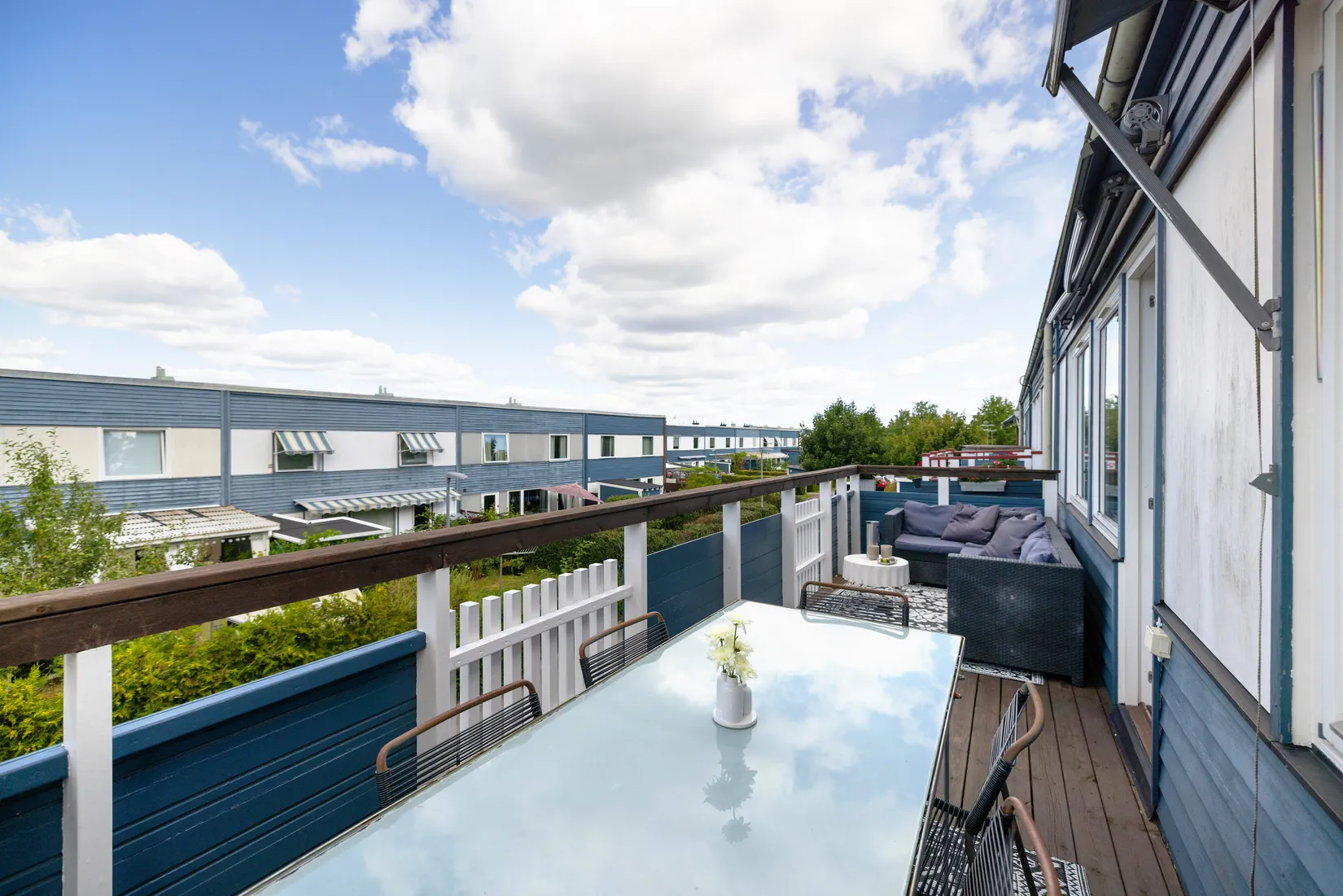 Radhus, Örnholmsbrinken 132, Johannesdal - Vårberg, Stockholm