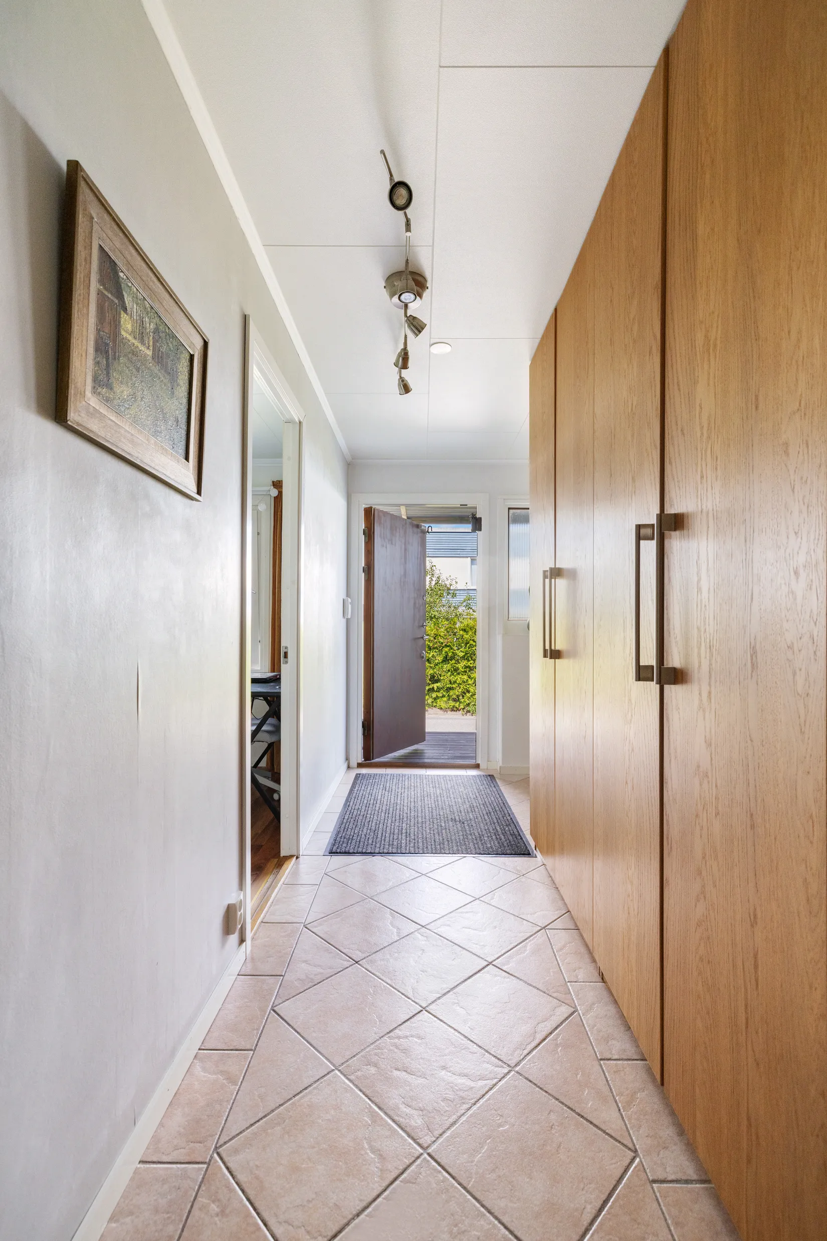 Radhus, Örnholmsbrinken 132, Johannesdal - Vårberg, Stockholm