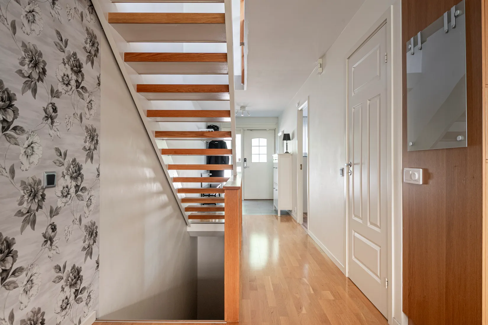 Radhus, Jonasborgsvägen 14E, Skiljebo, Västerås