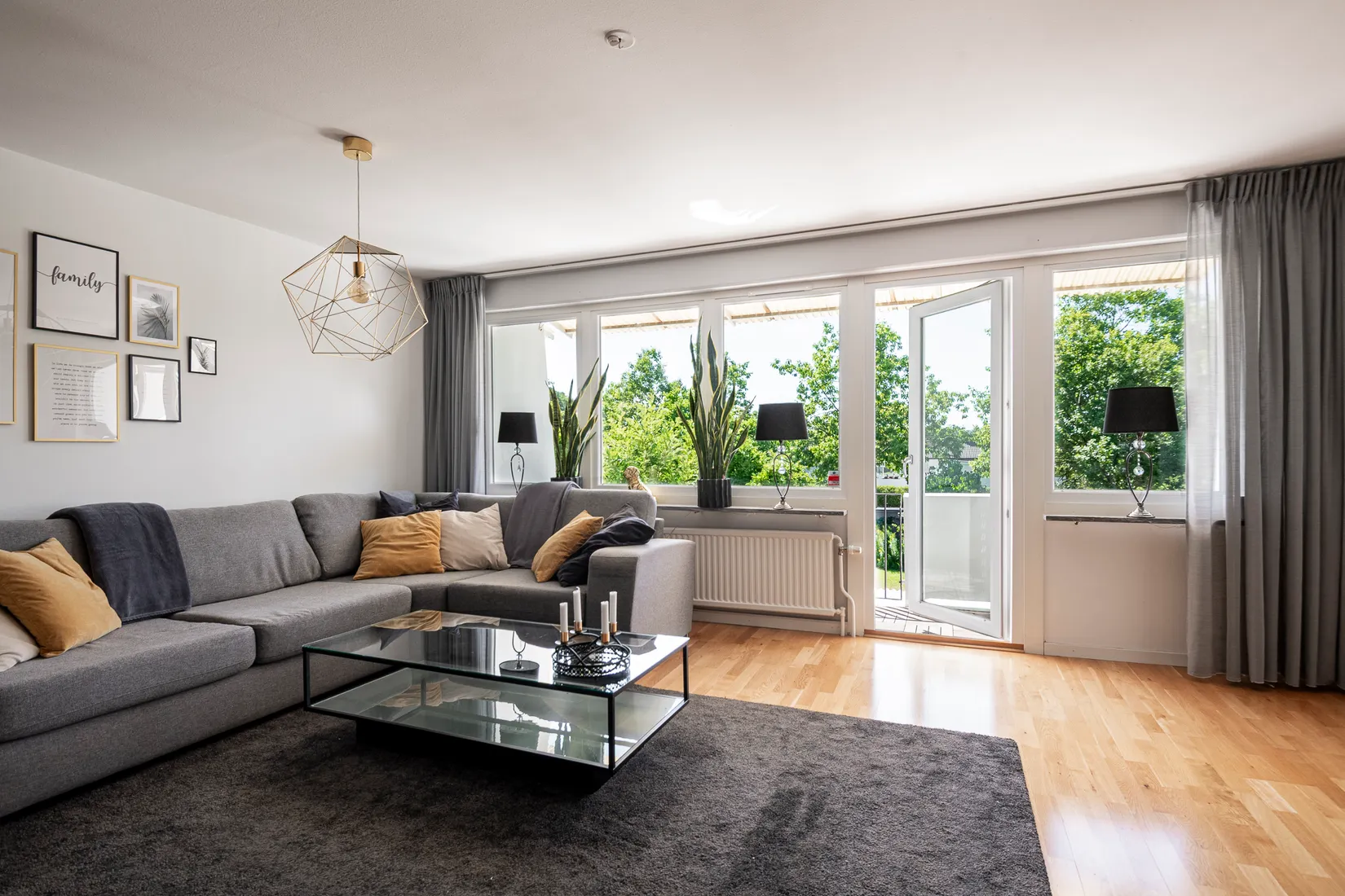 Radhus, Jonasborgsvägen 14E, Skiljebo, Västerås