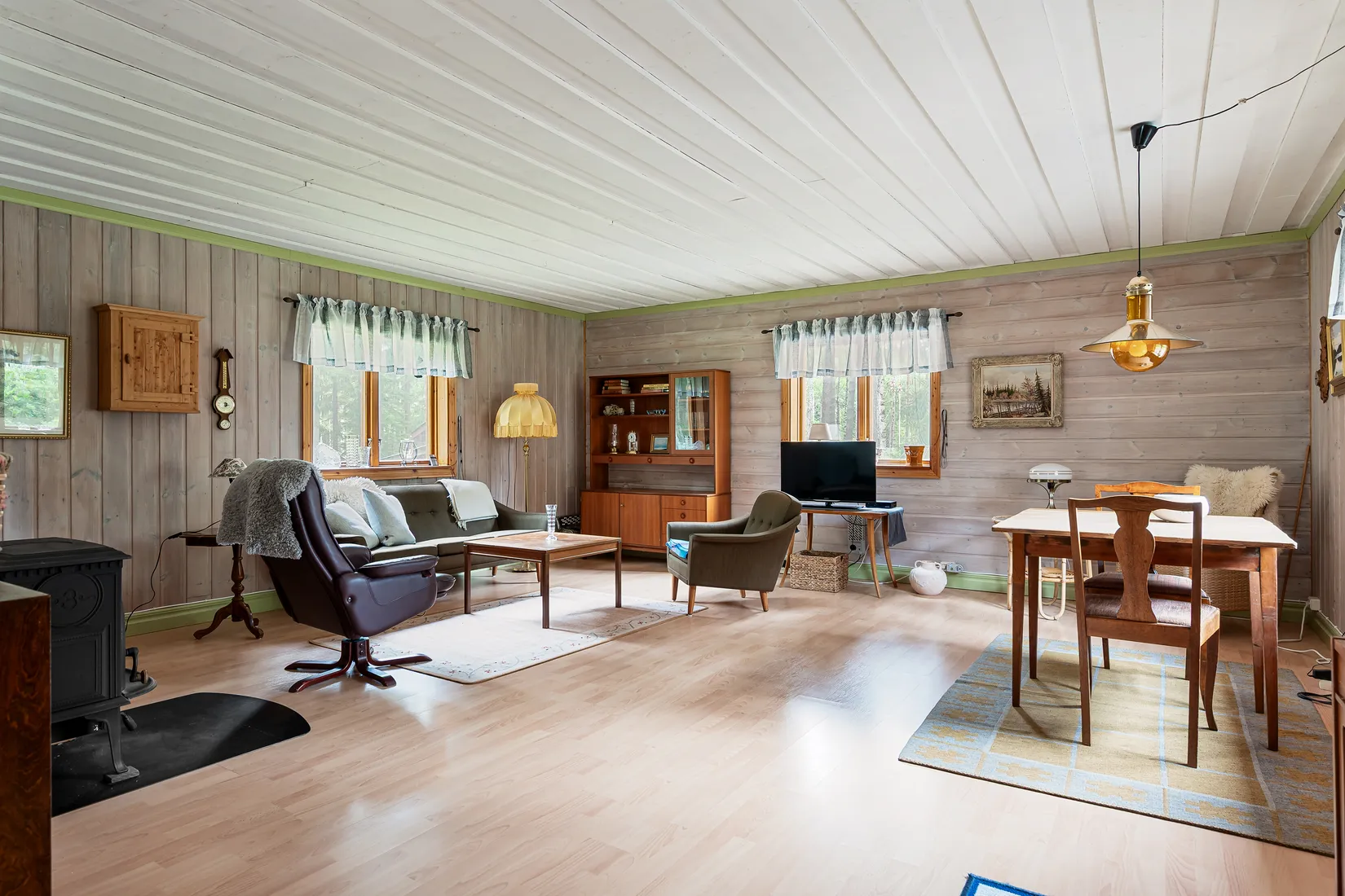 Fritidshus, Oxhagen Grindstubacken 1, Gnesta