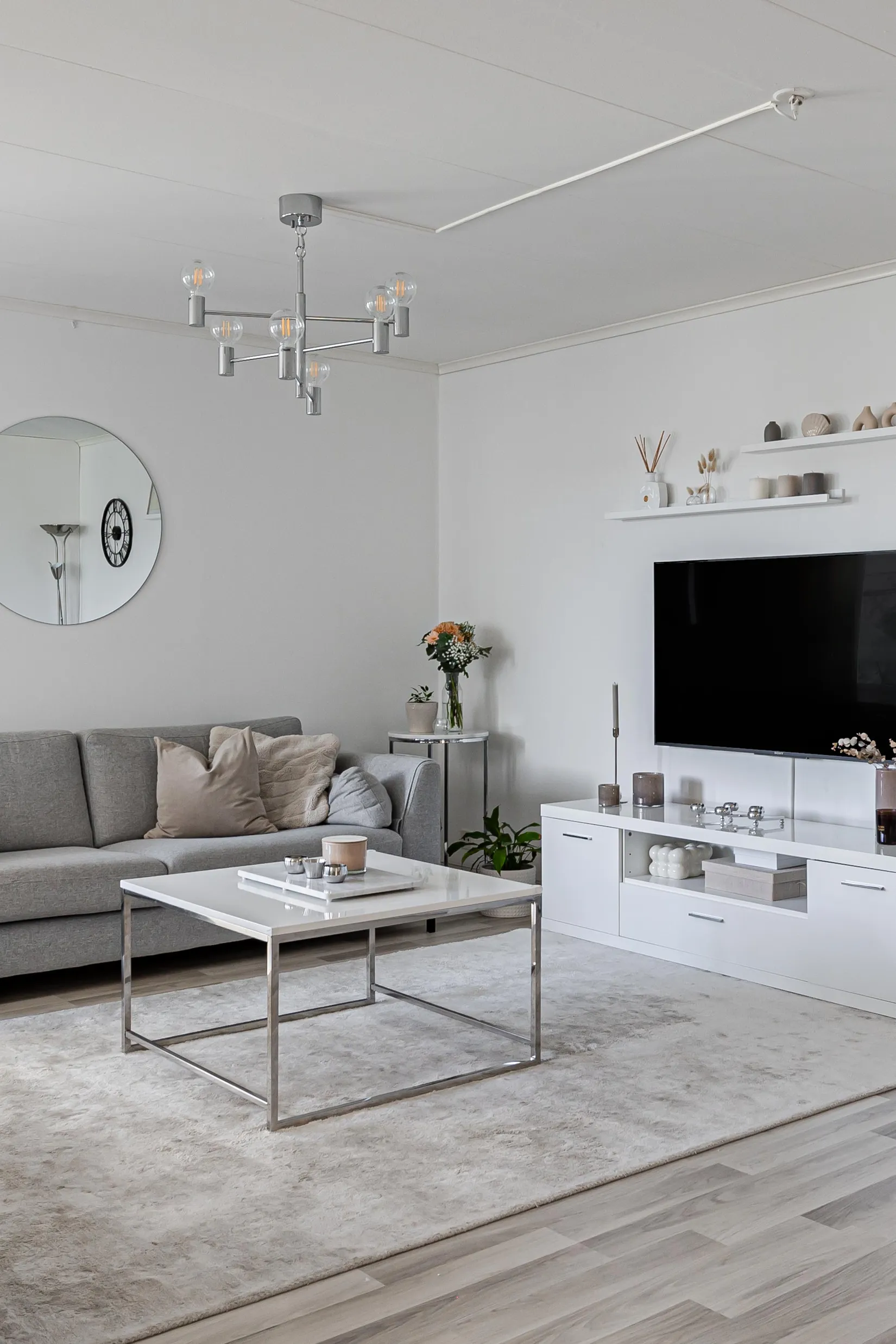 Radhus, Plåtverksgatan 167, Bäckby, Västerås