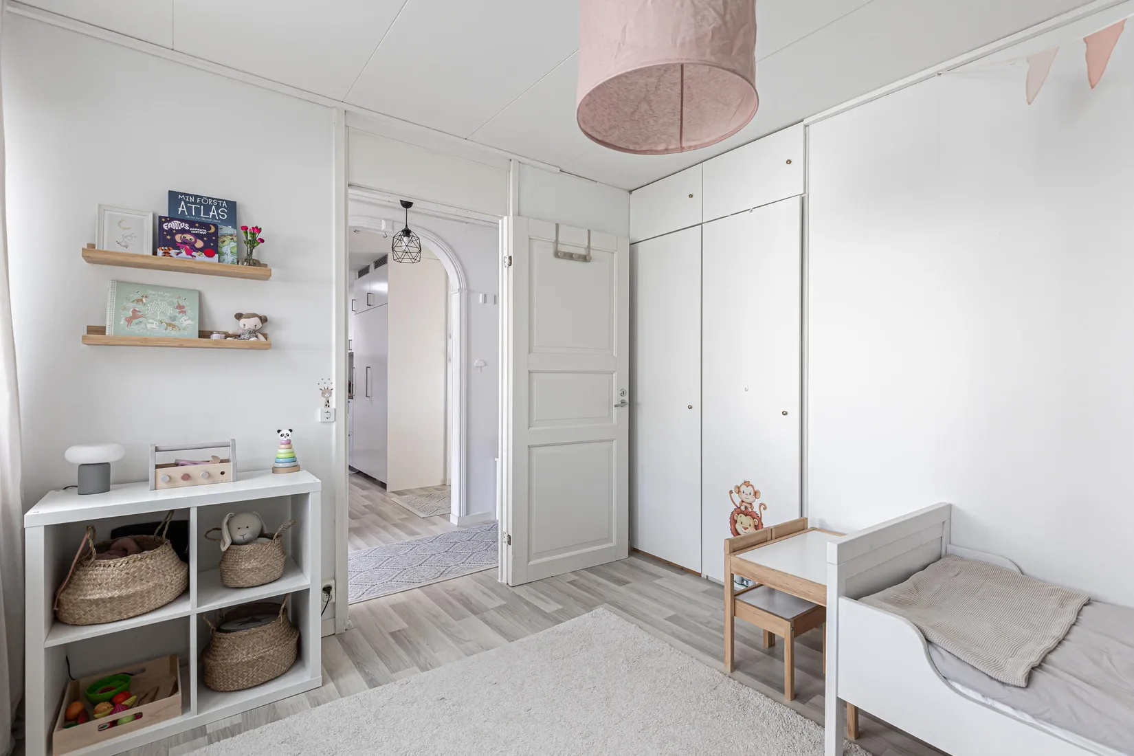 Radhus, Plåtverksgatan 167, Bäckby, Västerås