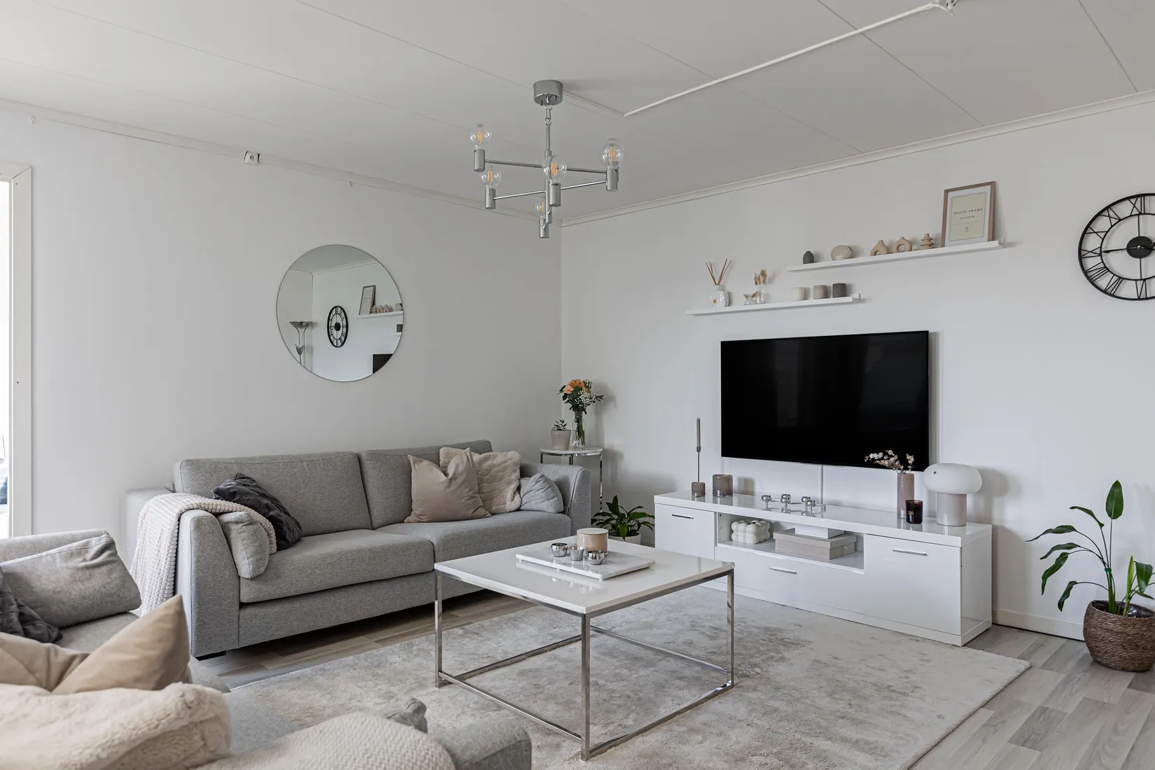 Radhus, Plåtverksgatan 167, Bäckby, Västerås