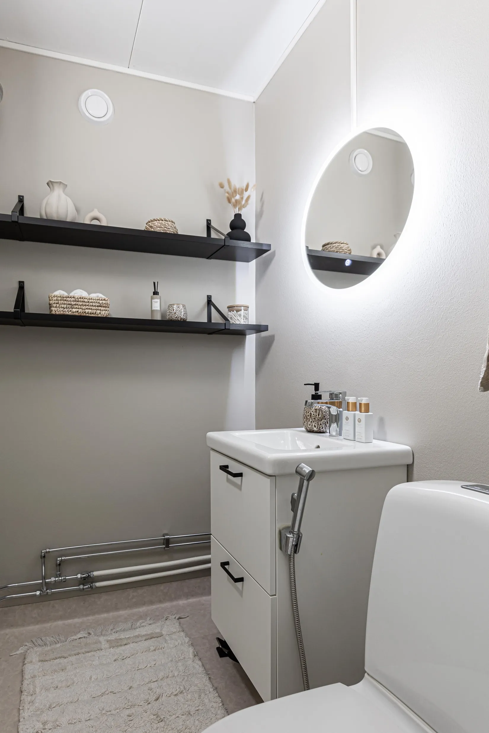 Radhus, Plåtverksgatan 167, Bäckby, Västerås