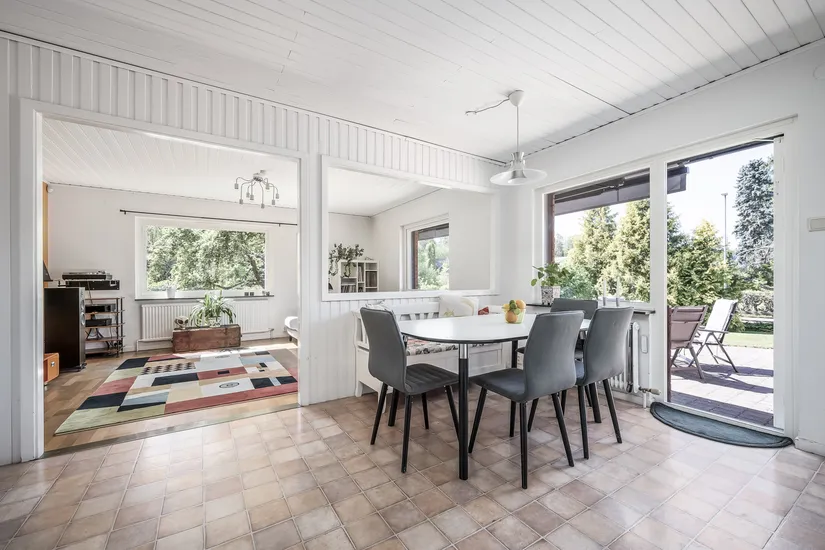 Villa, Kanalvägen 12, Haninge
