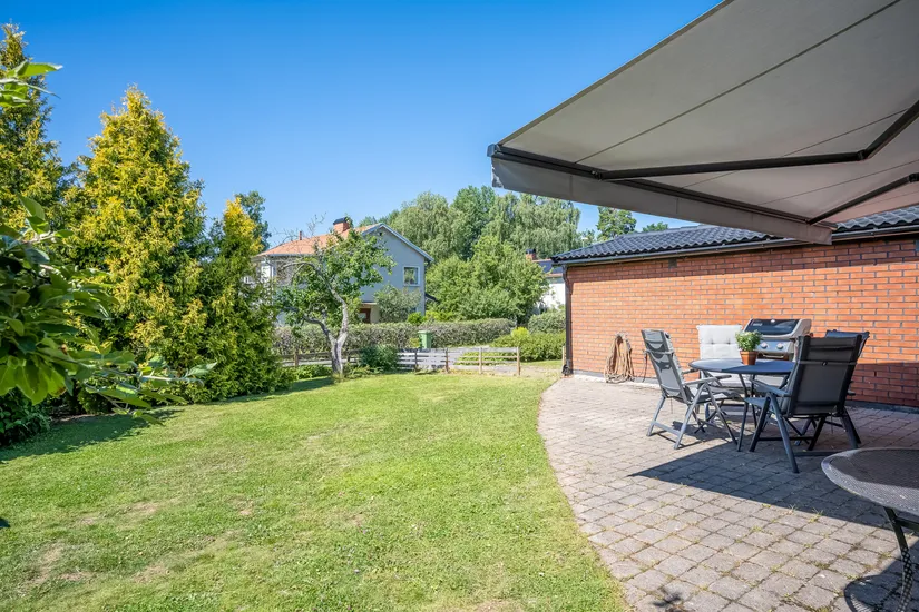 Villa, Kanalvägen 12, Haninge