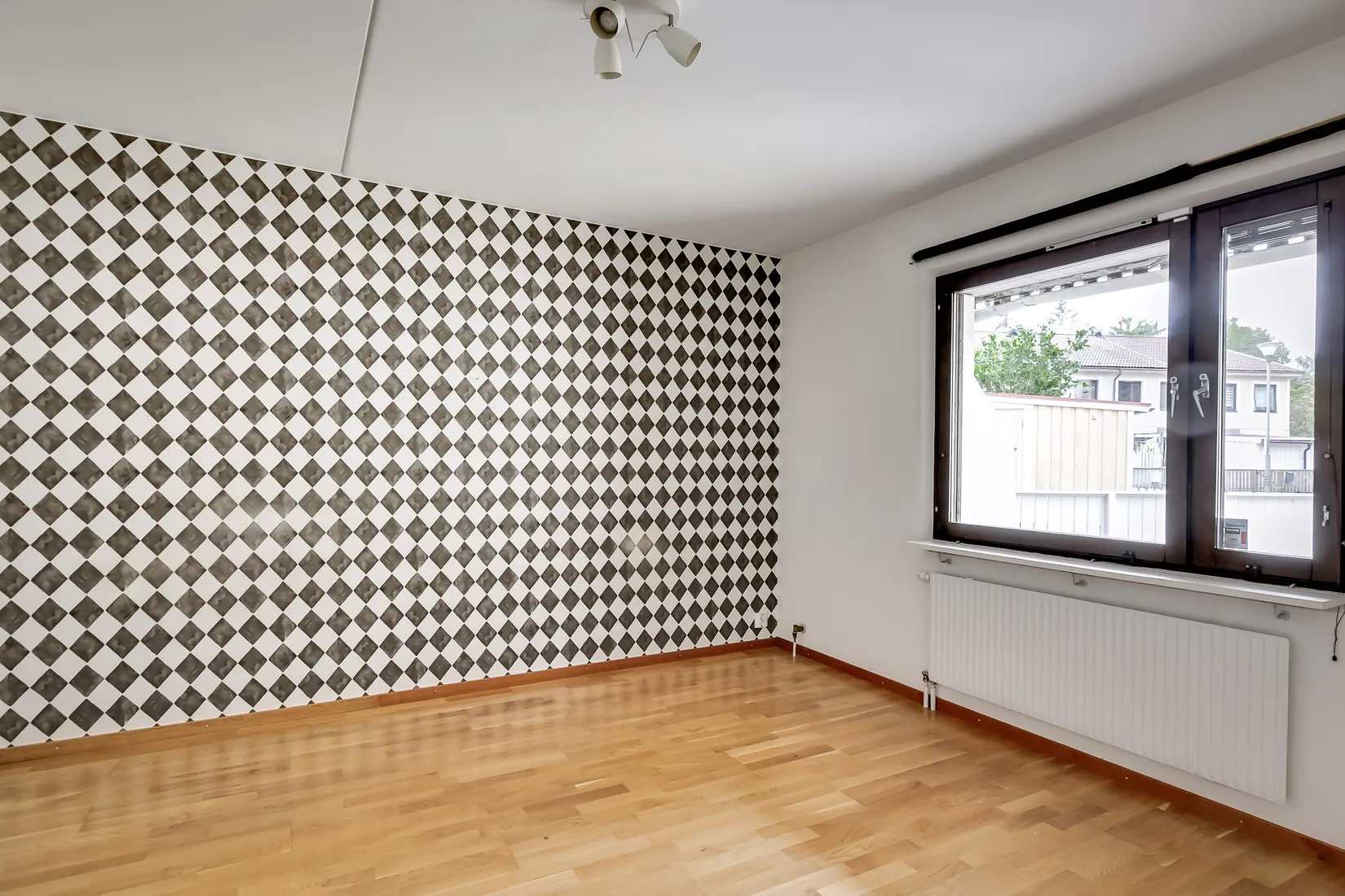 Radhus, Altvägen 33, Skogås, Huddinge