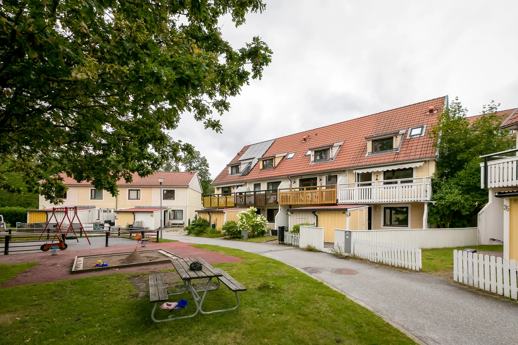 Radhus, Altvägen 33, Skogås, Huddinge