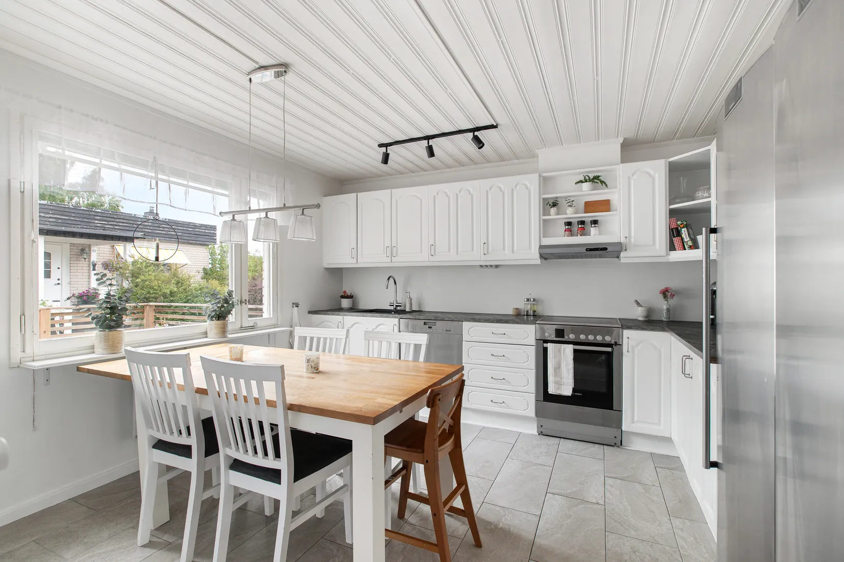 Radhus, Storhagenvägen 29, Kvisslingby, Österåker