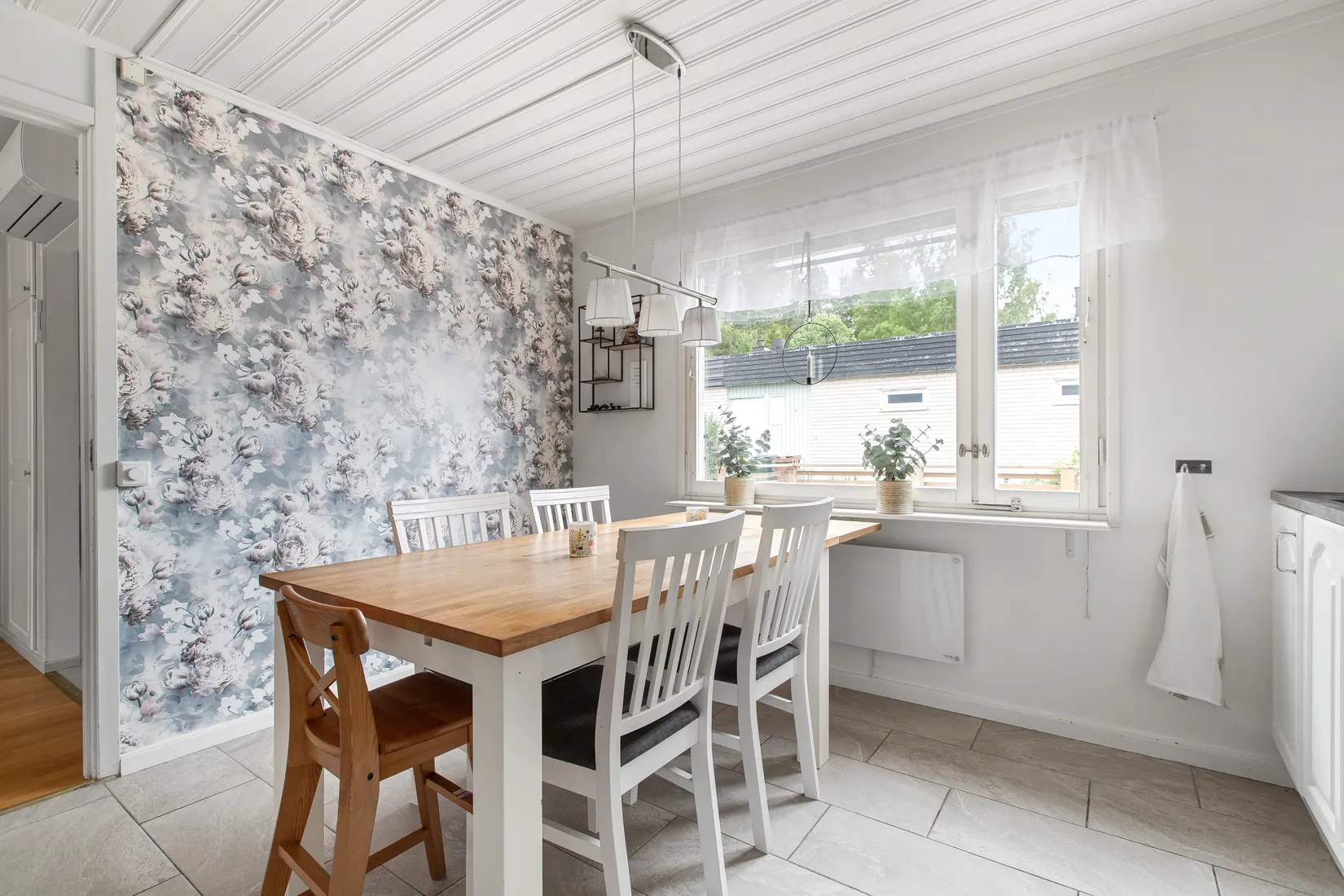 Radhus, Storhagenvägen 29, Kvisslingby, Österåker