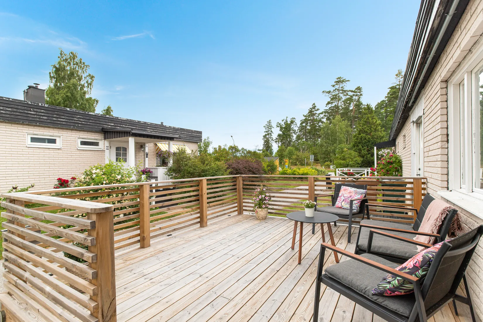 Radhus, Storhagenvägen 29, Kvisslingby, Österåker