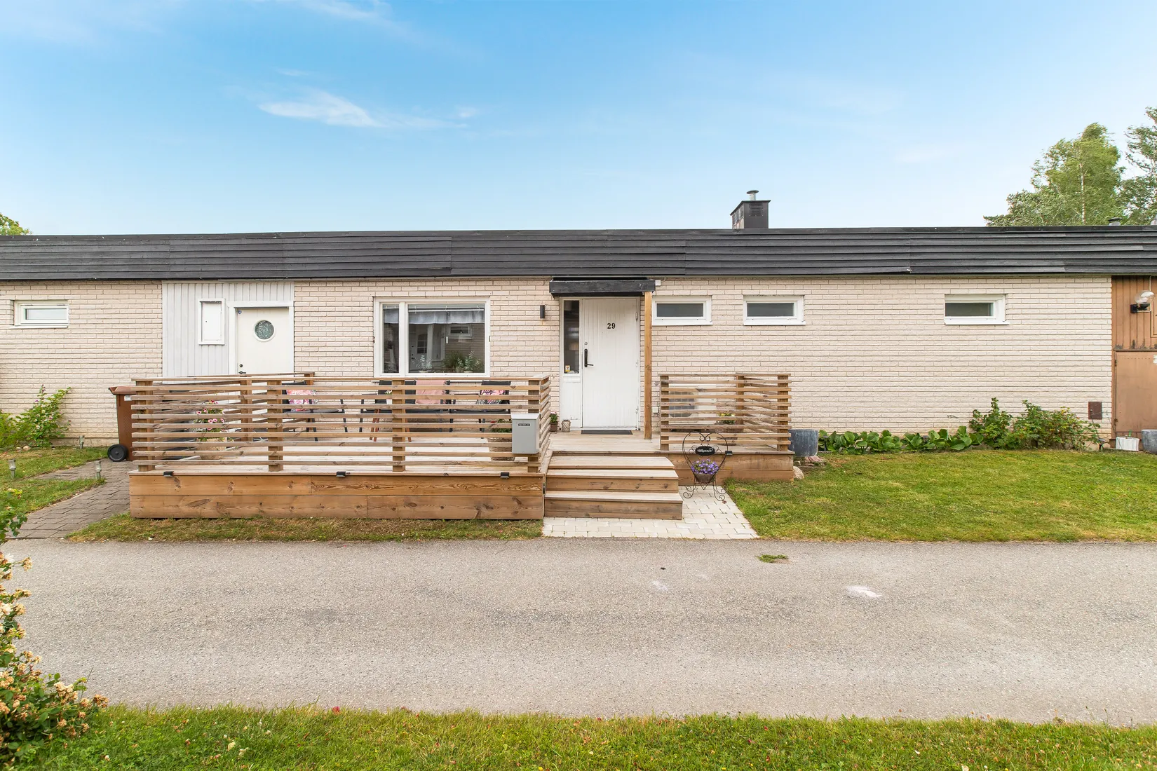 Radhus, Storhagenvägen 29, Kvisslingby, Österåker