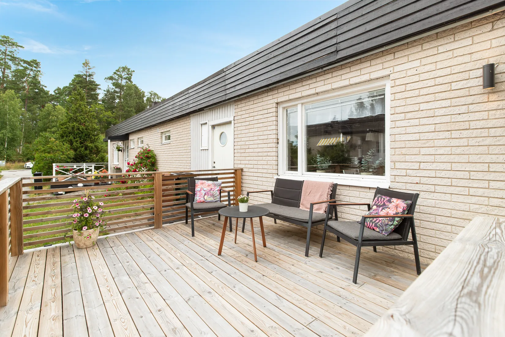 Radhus, Storhagenvägen 29, Kvisslingby, Österåker