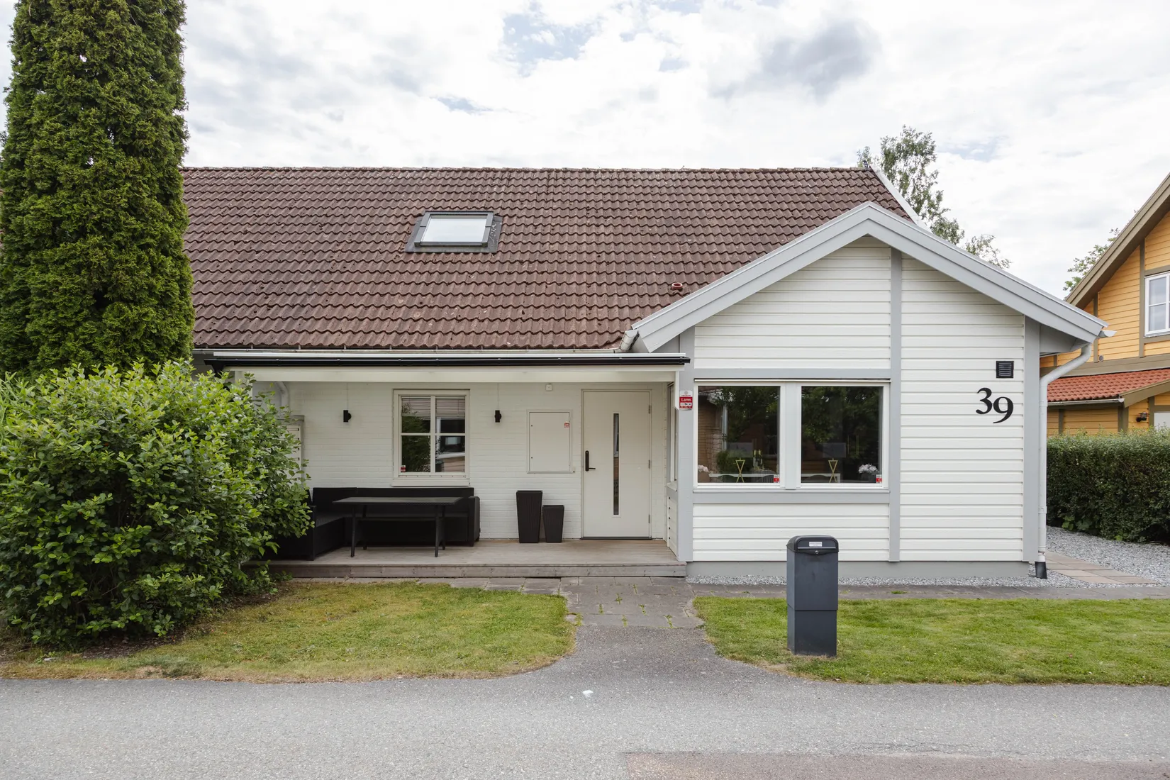 Radhus, Tulpangatan 39, Västerås