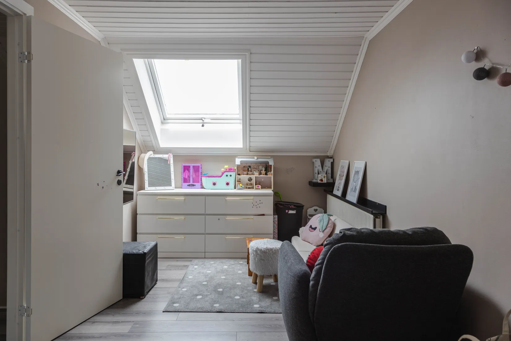 Radhus, Tulpangatan 39, Västerås