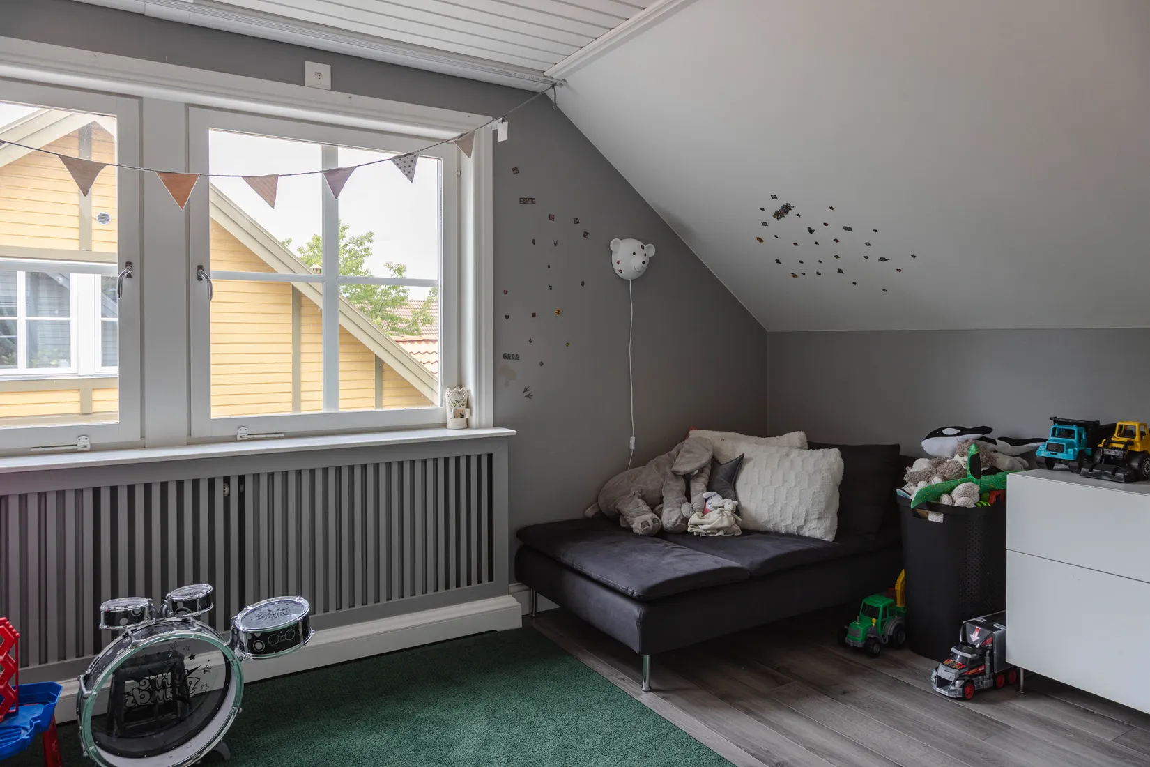 Radhus, Tulpangatan 39, Västerås