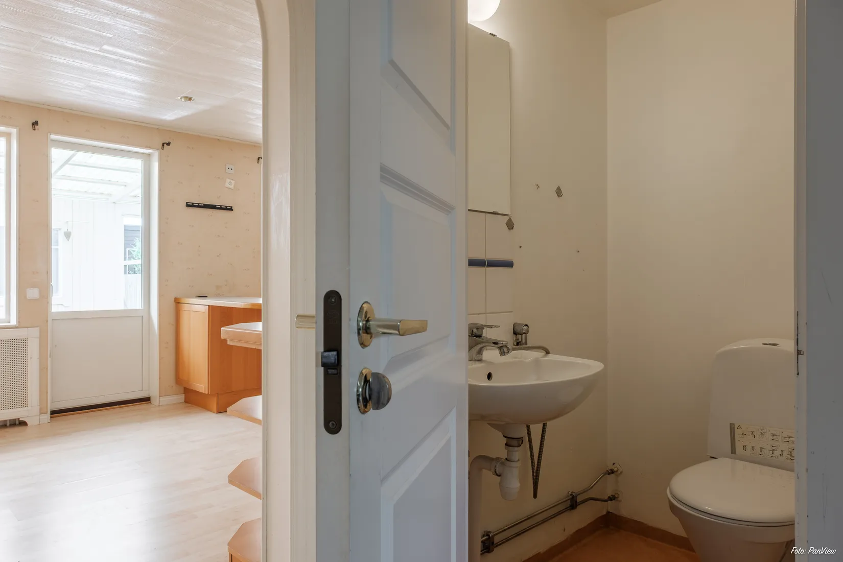 Radhus, Stångjärnsgatan 75, Bäckby, Västerås