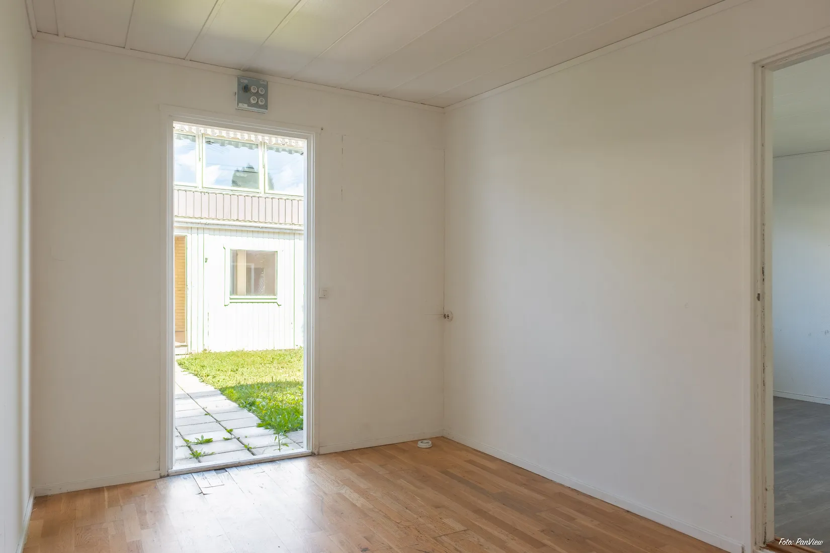 Radhus, Stångjärnsgatan 75, Bäckby, Västerås