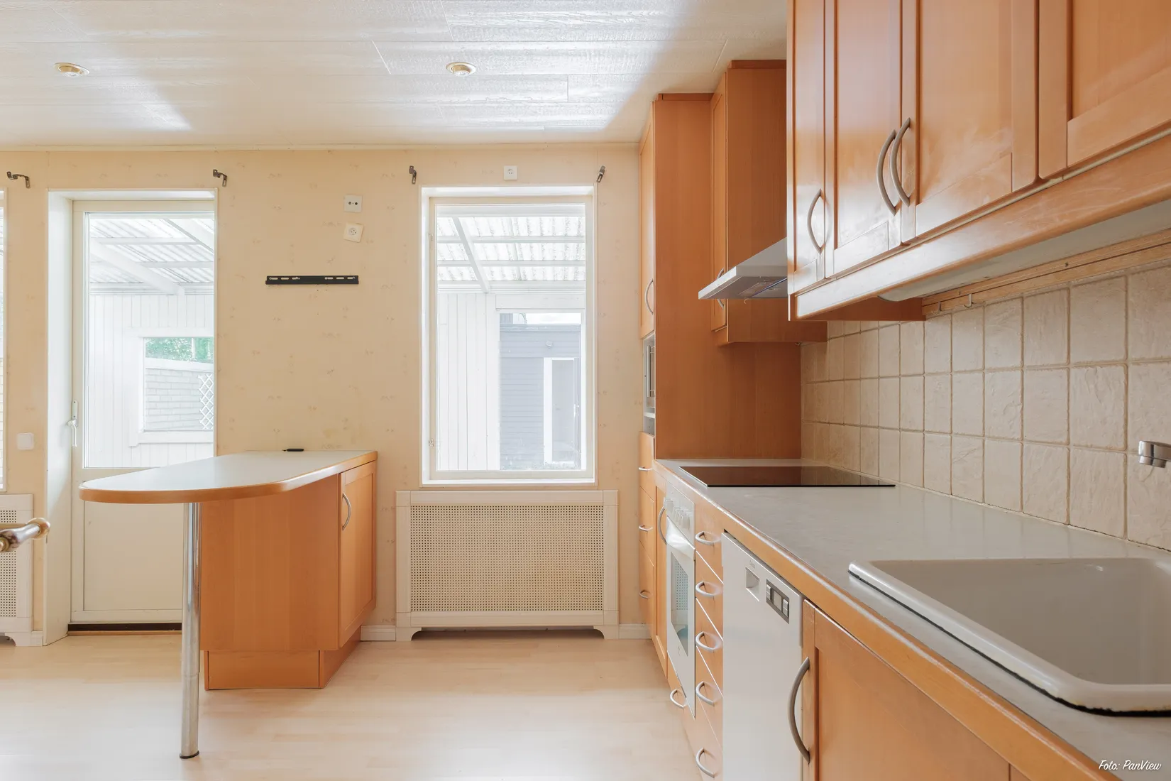 Radhus, Stångjärnsgatan 75, Bäckby, Västerås