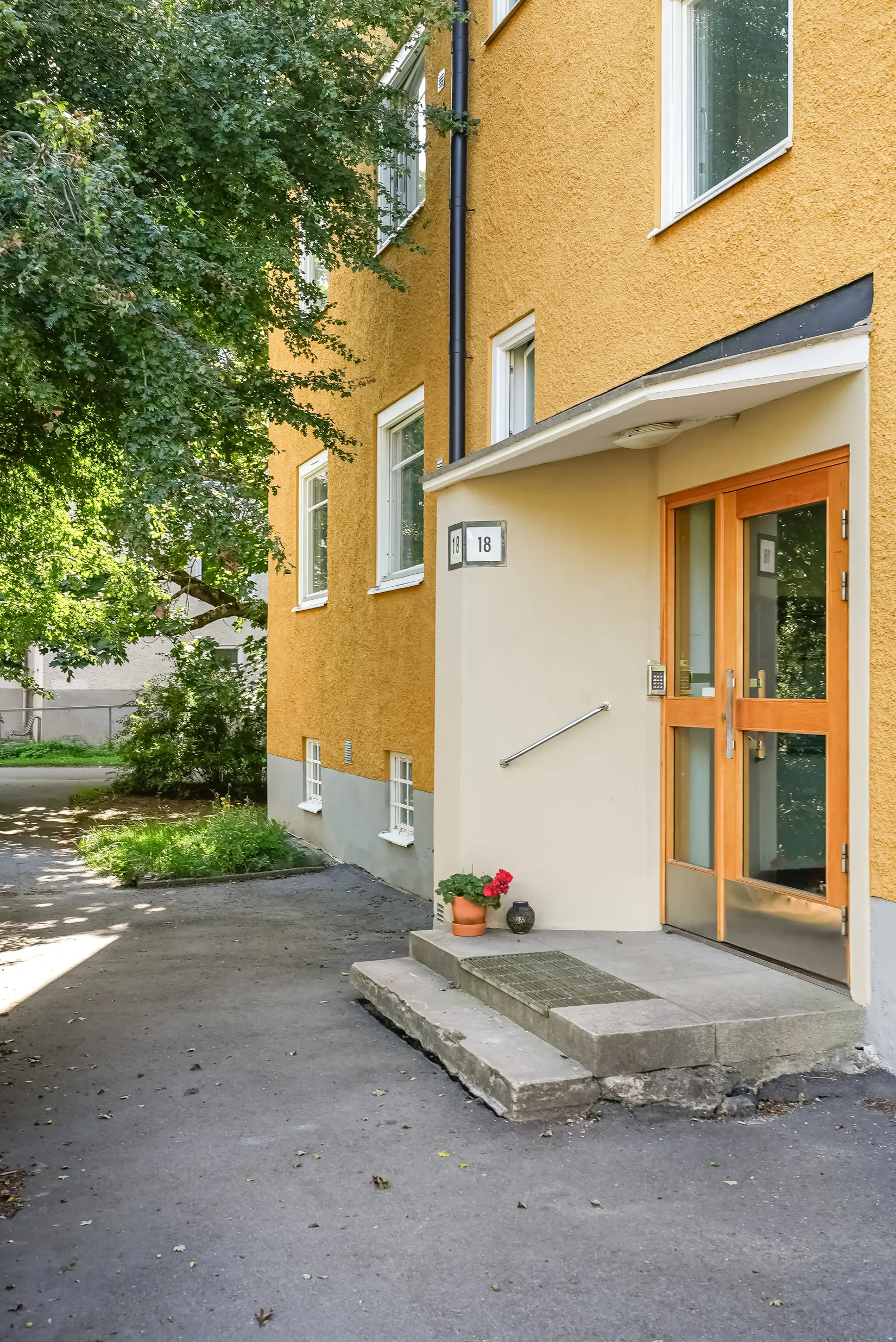 Bostadsrätt, Emågatan 18, Bagarmossen, Stockholm