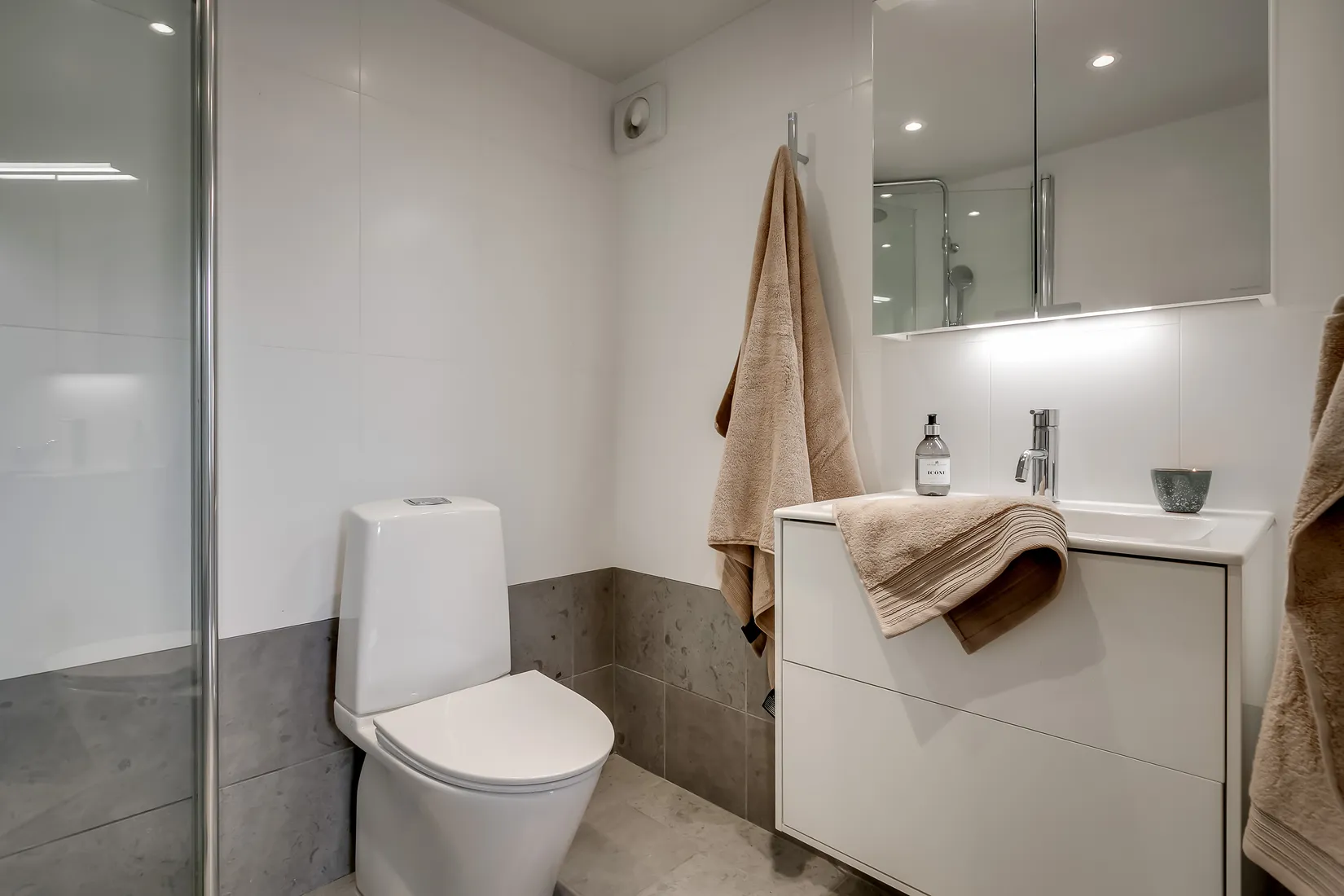 Bostadsrätt, Parkvägen 9J, Hemmesta, Värmdö