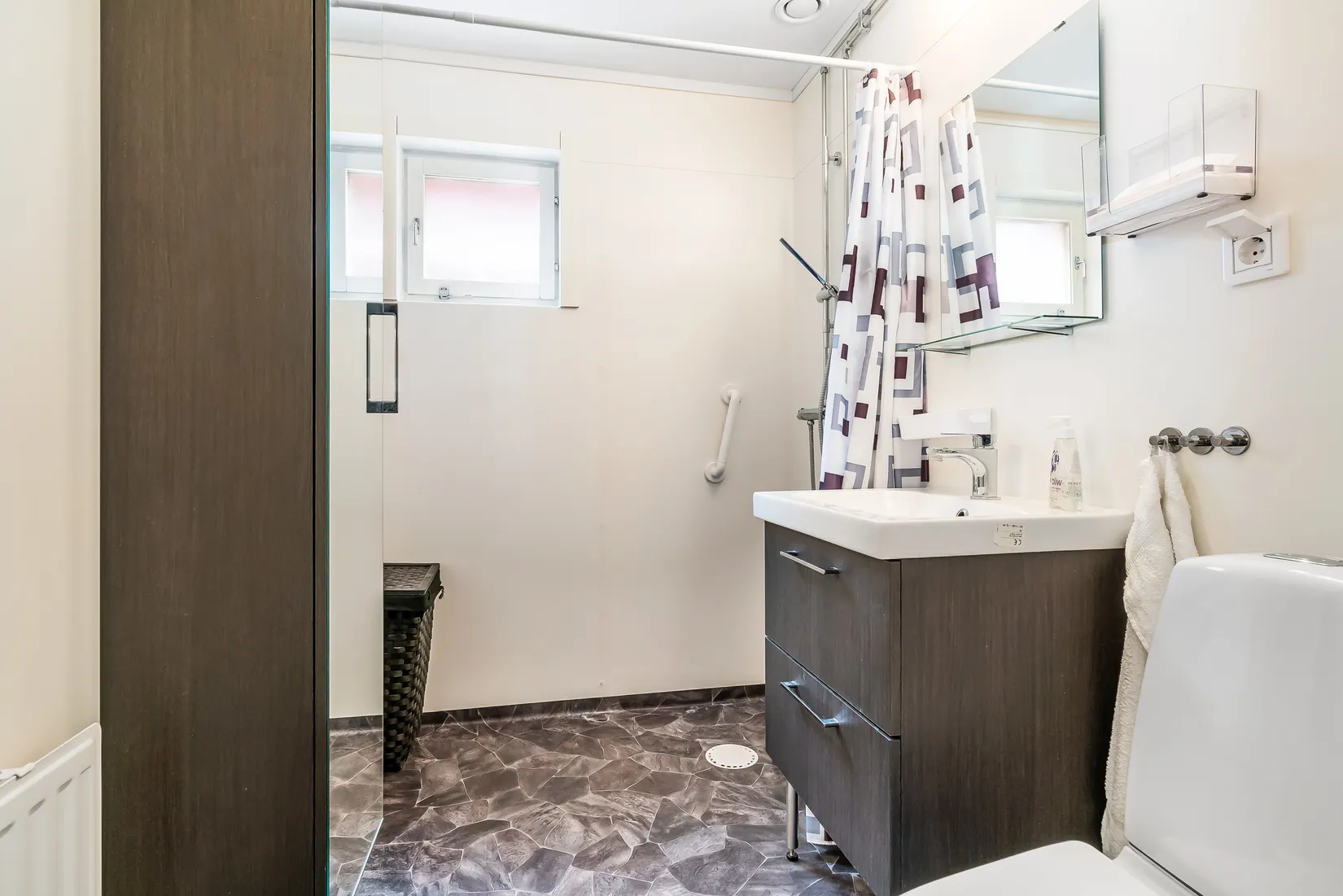 Radhus, Stångtjärnsvägen 244, Slätta, Falun