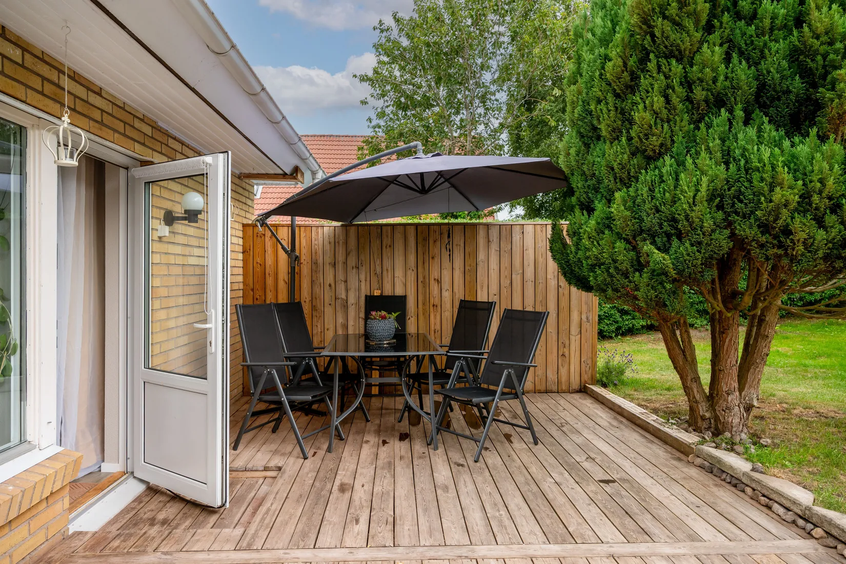 Radhus, Löjtnantsgatan 10A, Hörby