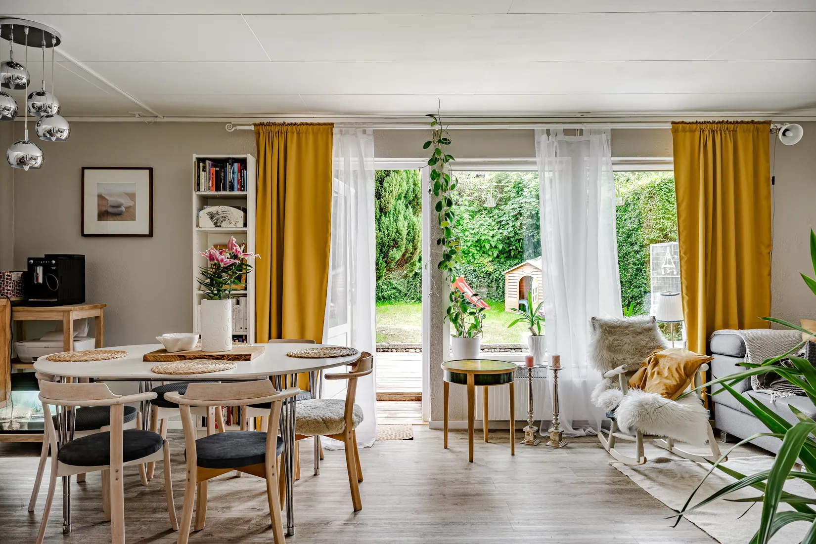 Radhus, Löjtnantsgatan 10A, Hörby